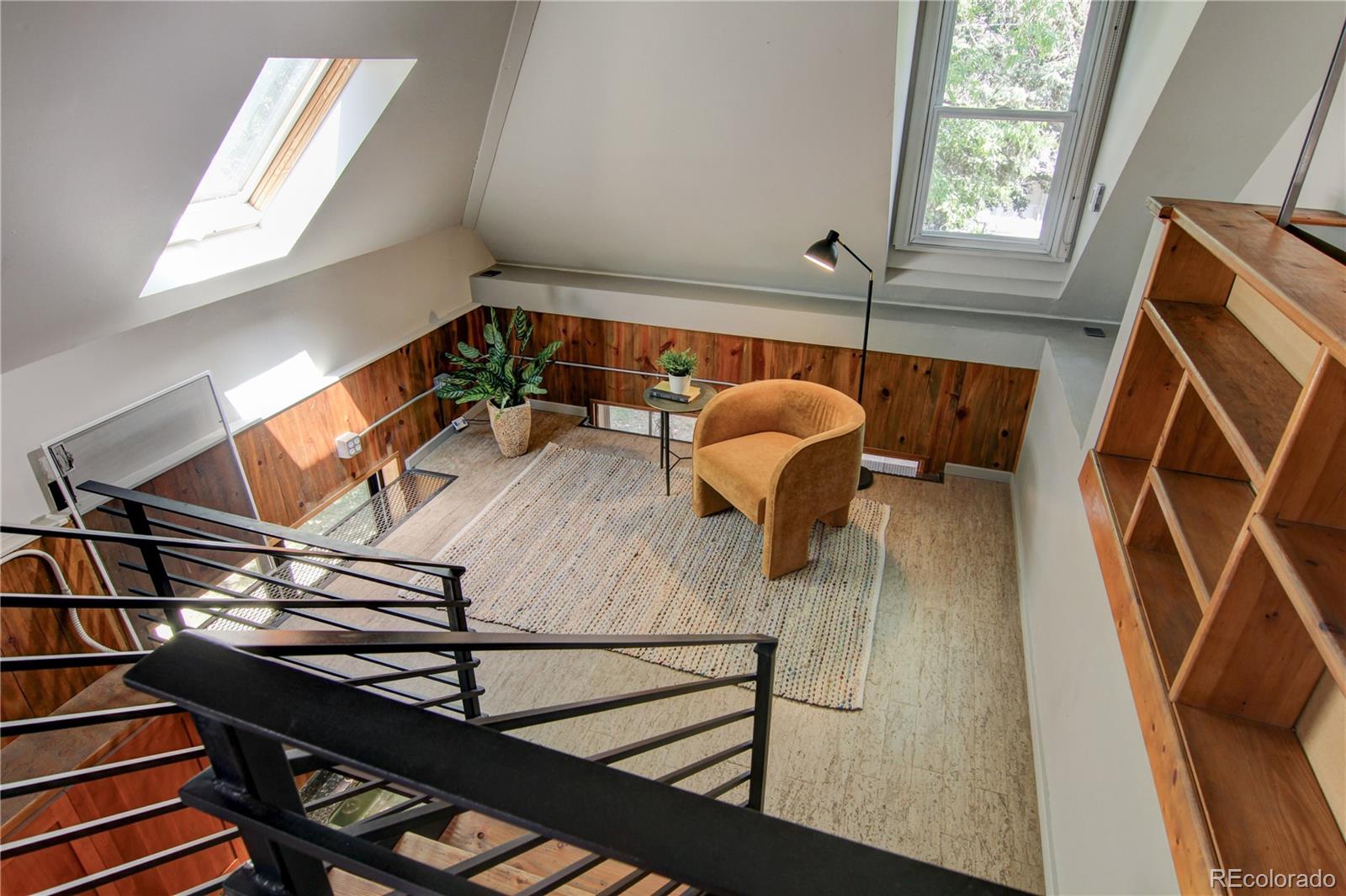 3259 W Hayward Place