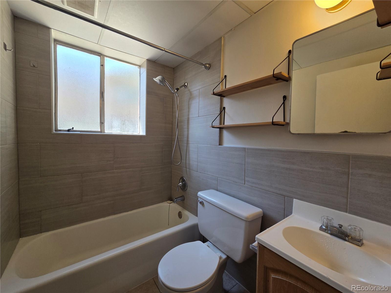 1864 S Garfield Street Unit: 1866