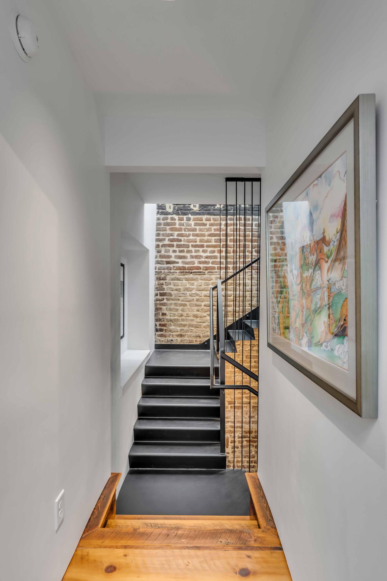 377 King Street # 209