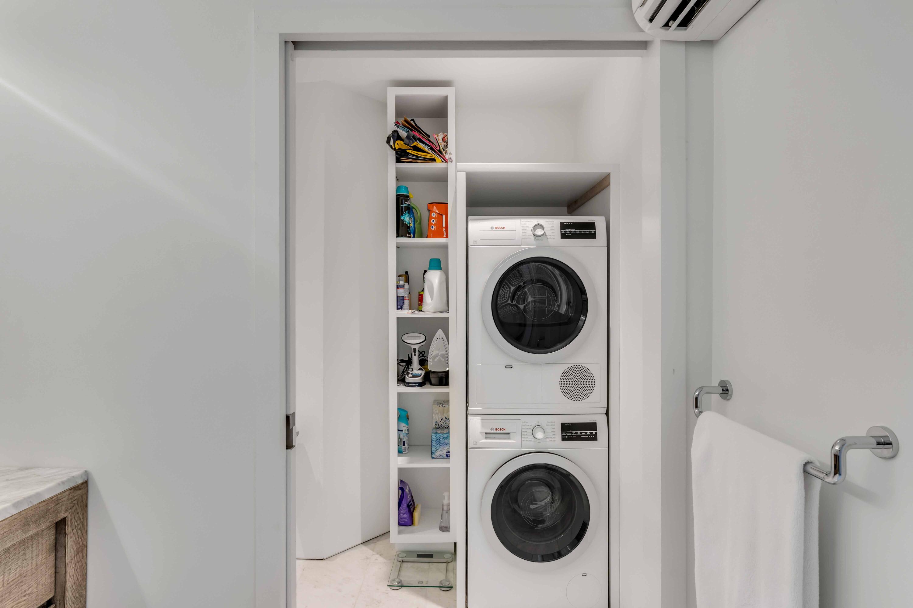 377 King Street # 209