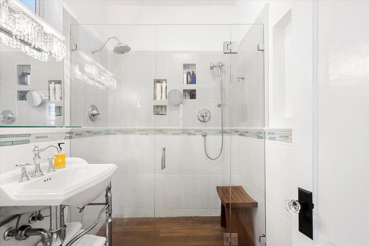 18 Savage Street # B