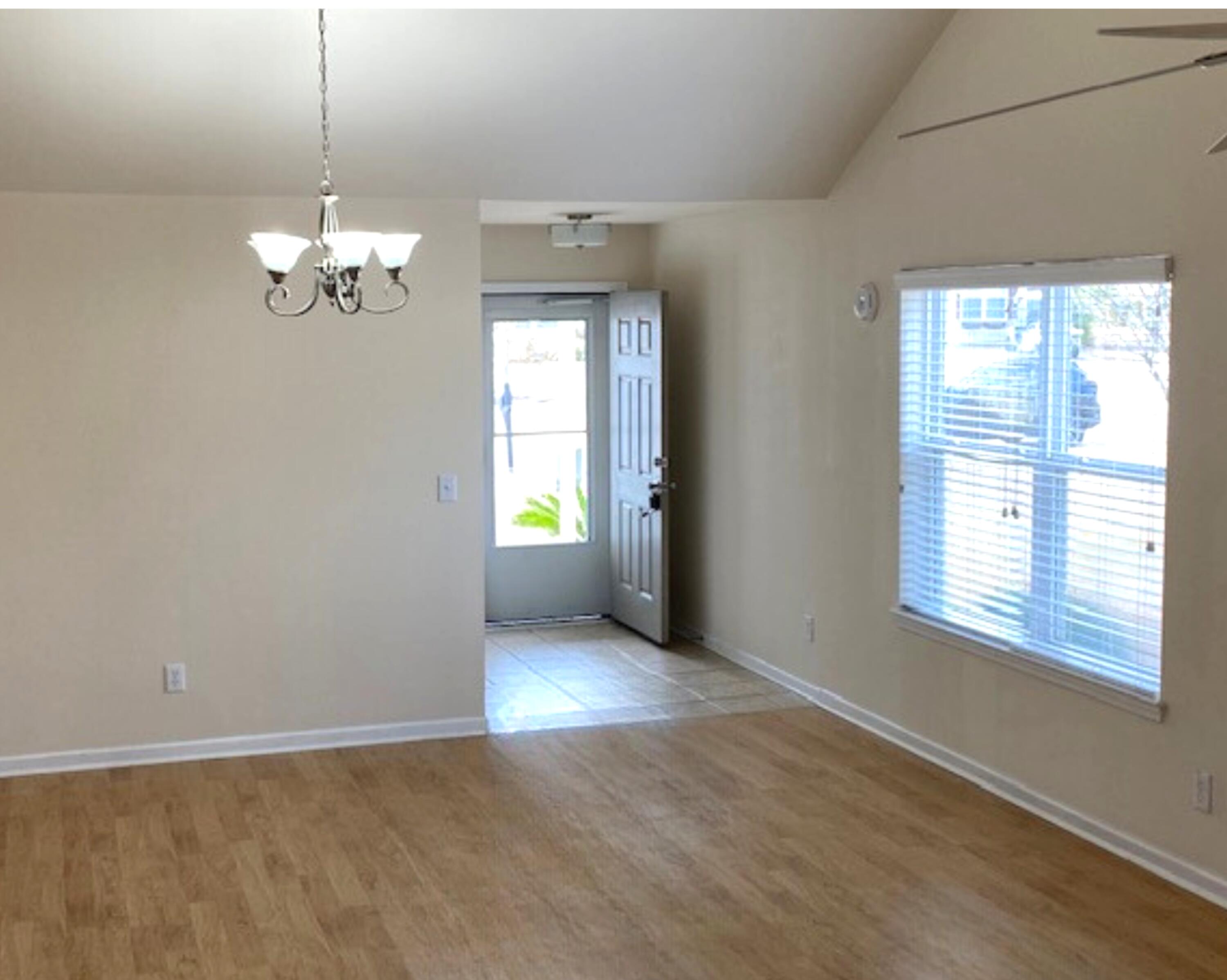 7347 Stoney Moss Way