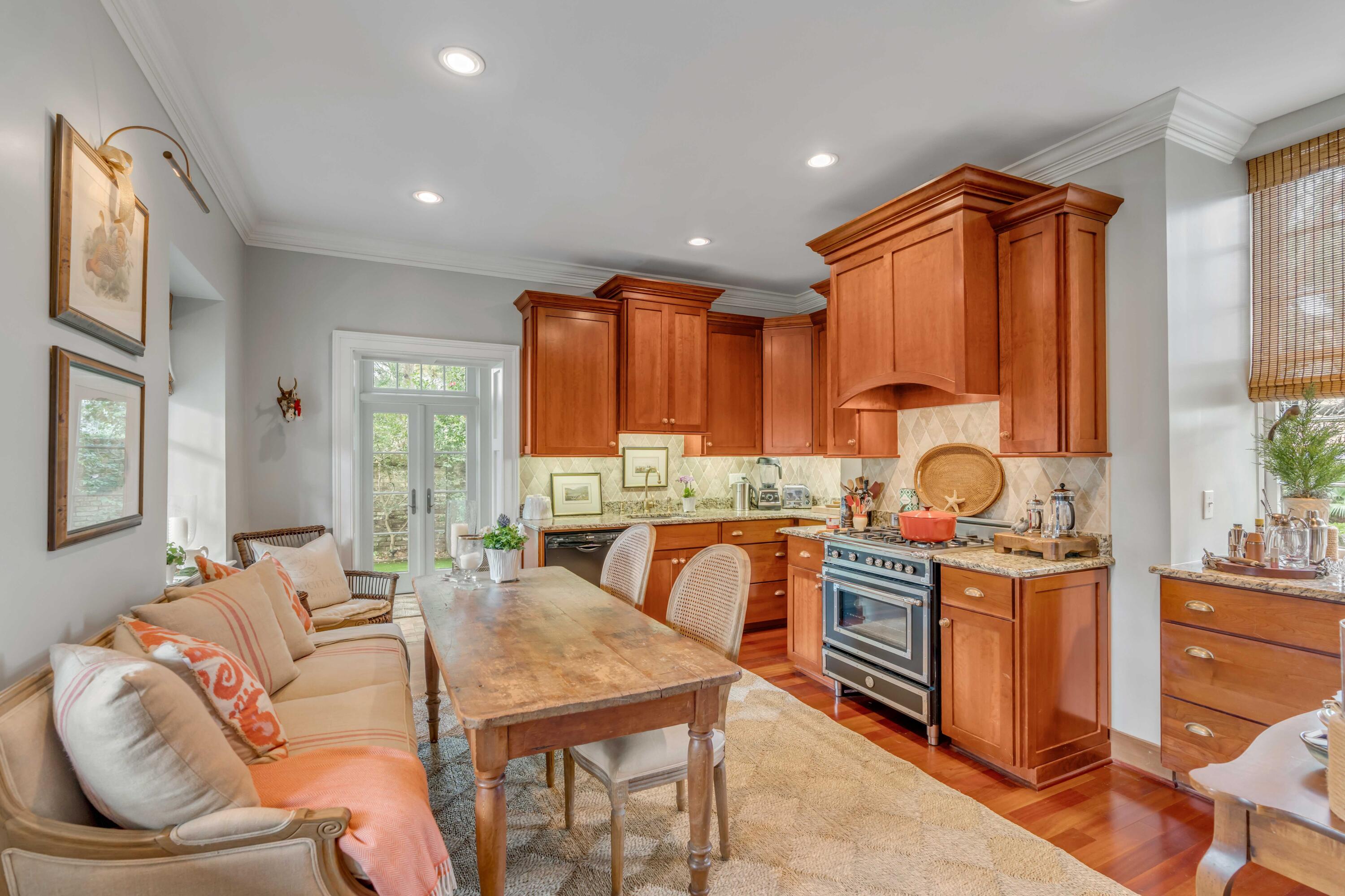 11 Meeting Street # D