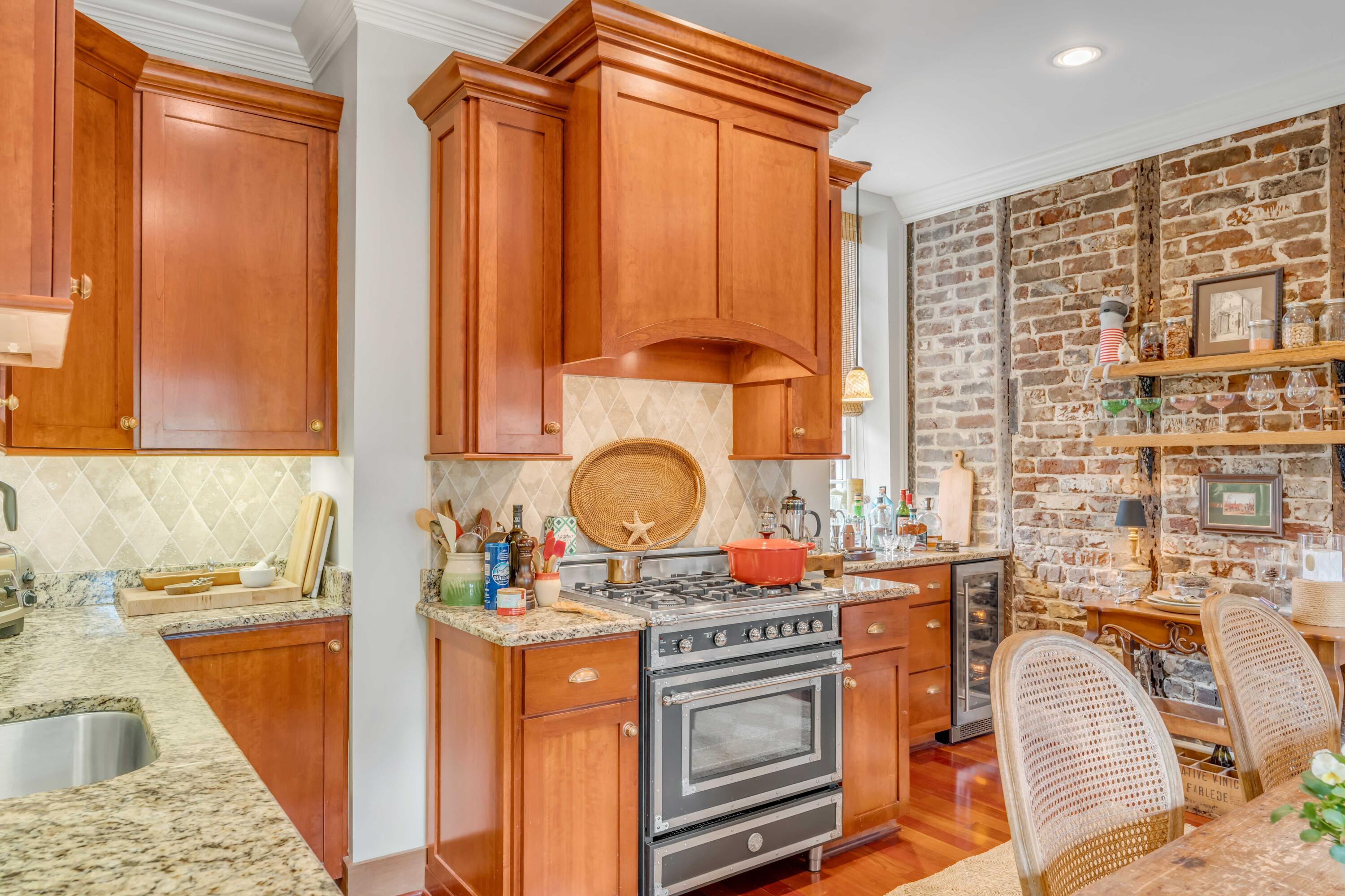 11 Meeting Street # D