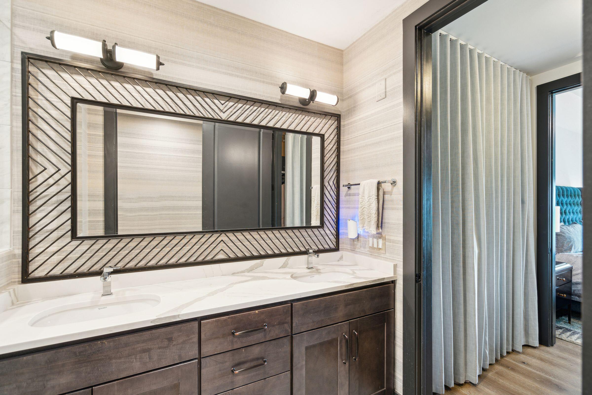 5 Gadsdenboro Street # 315