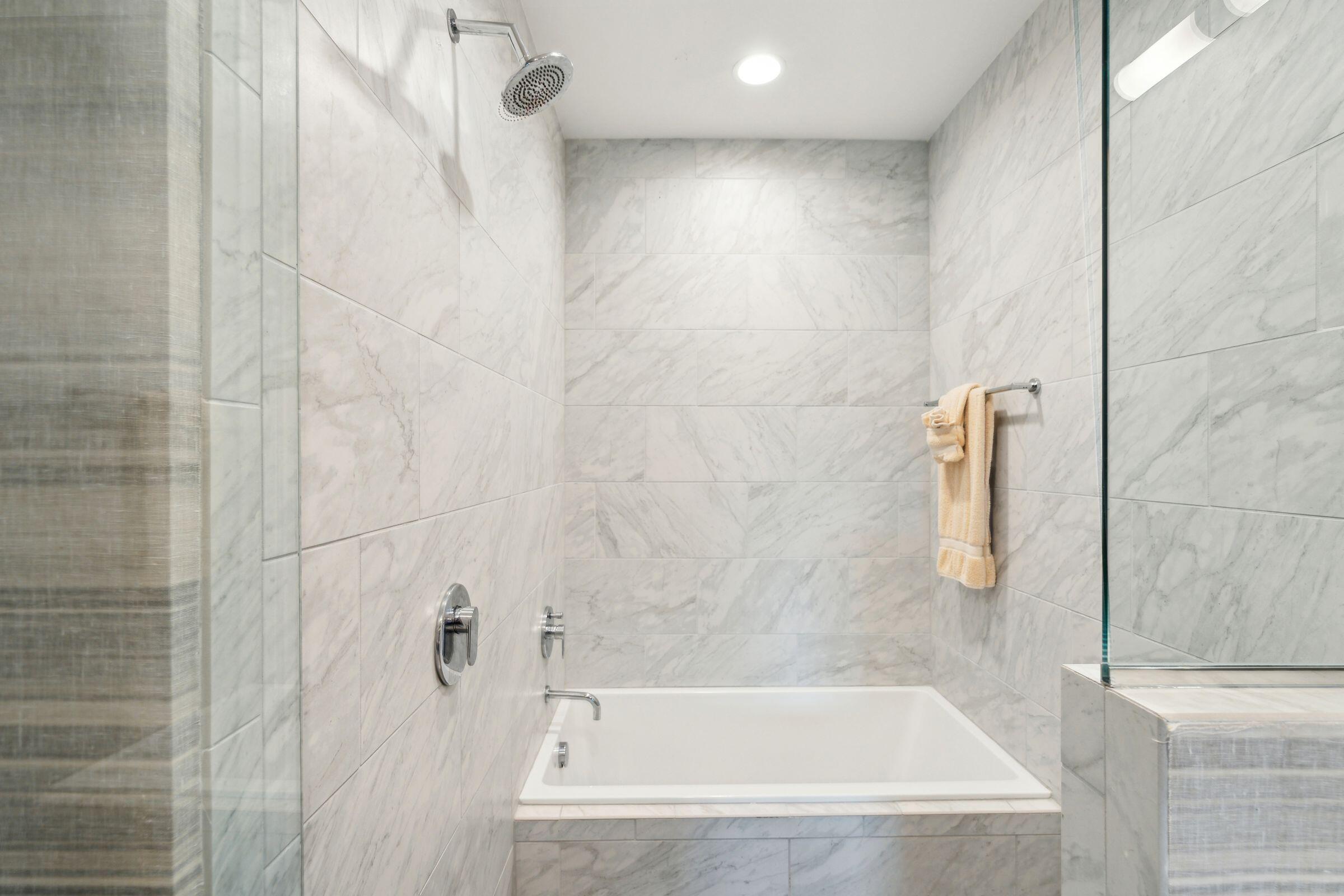 5 Gadsdenboro Street # 315