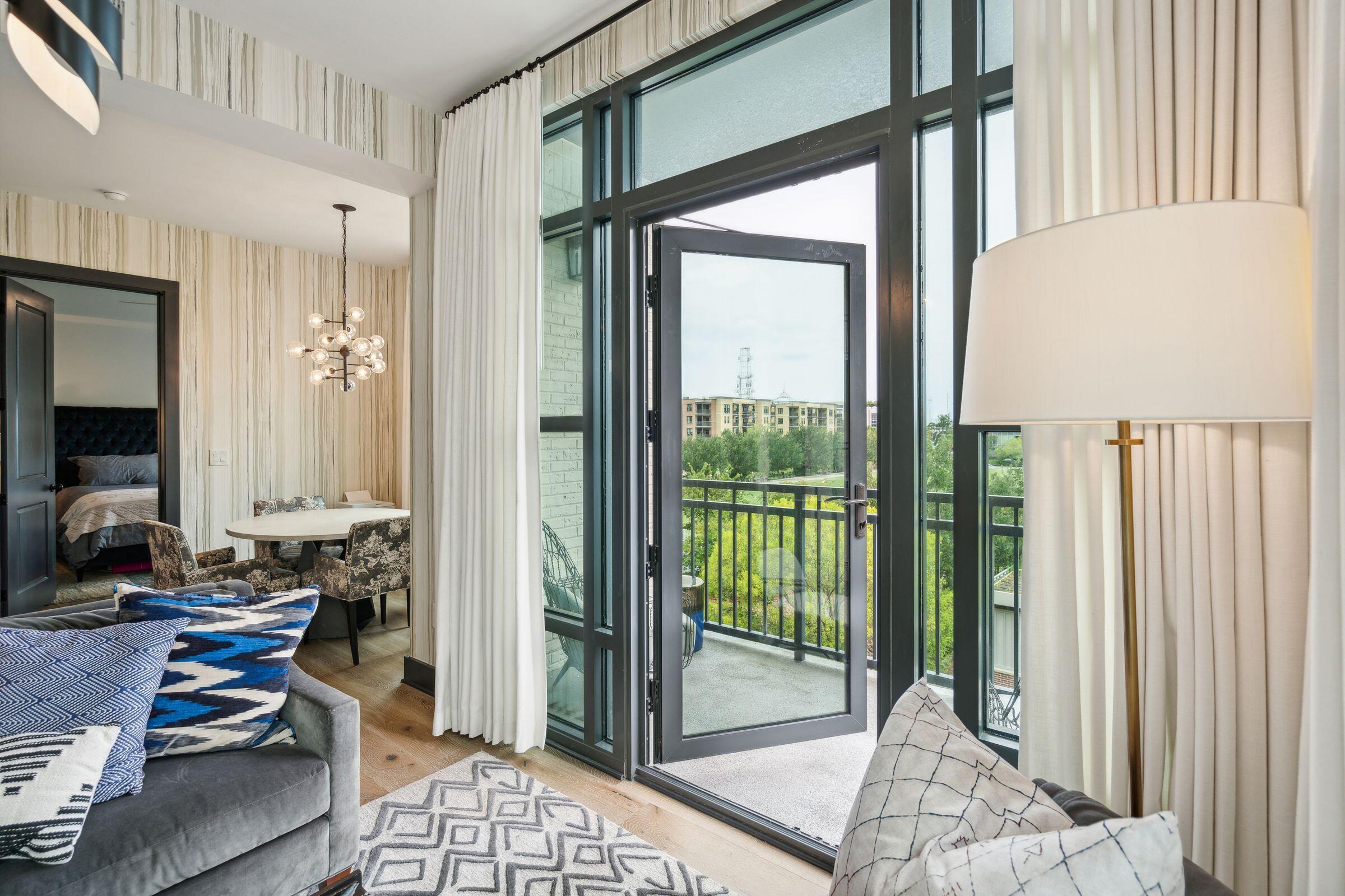 5 Gadsdenboro Street # 315