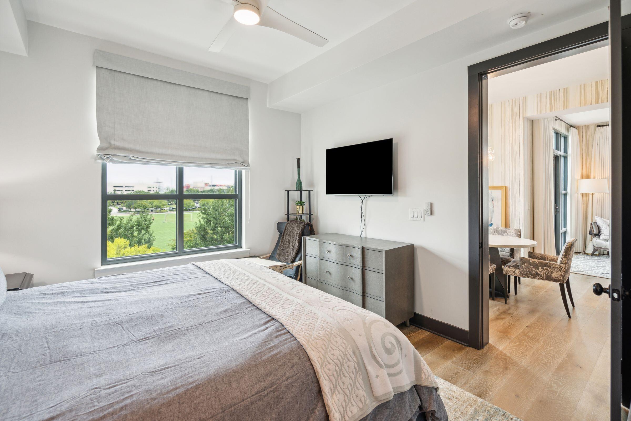 5 Gadsdenboro Street # 315