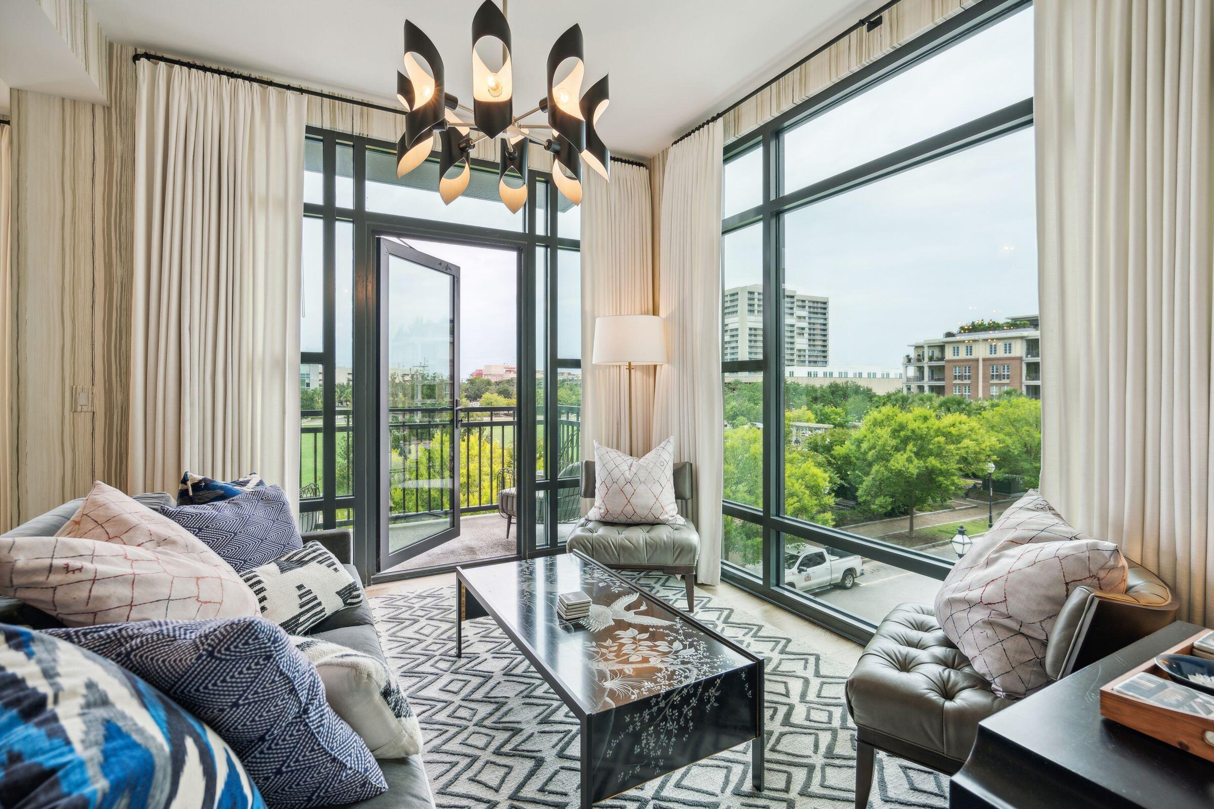 5 Gadsdenboro Street # 315