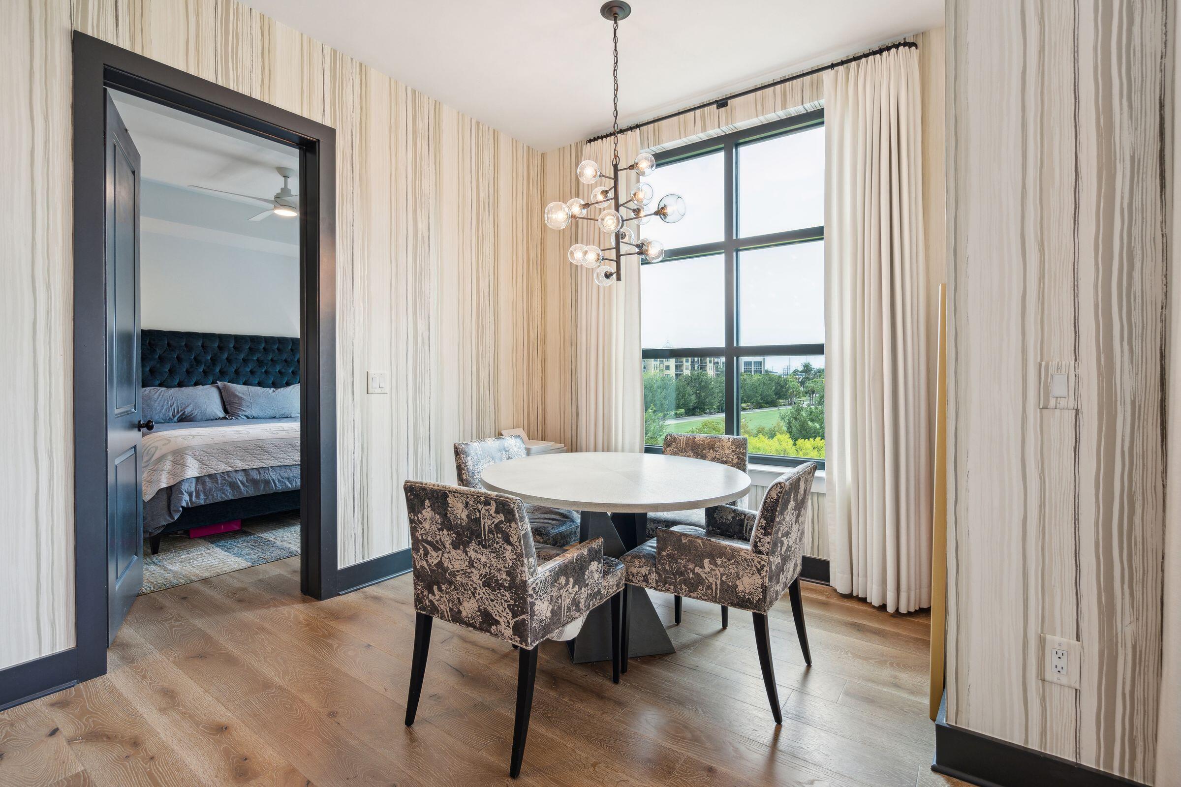 5 Gadsdenboro Street # 315