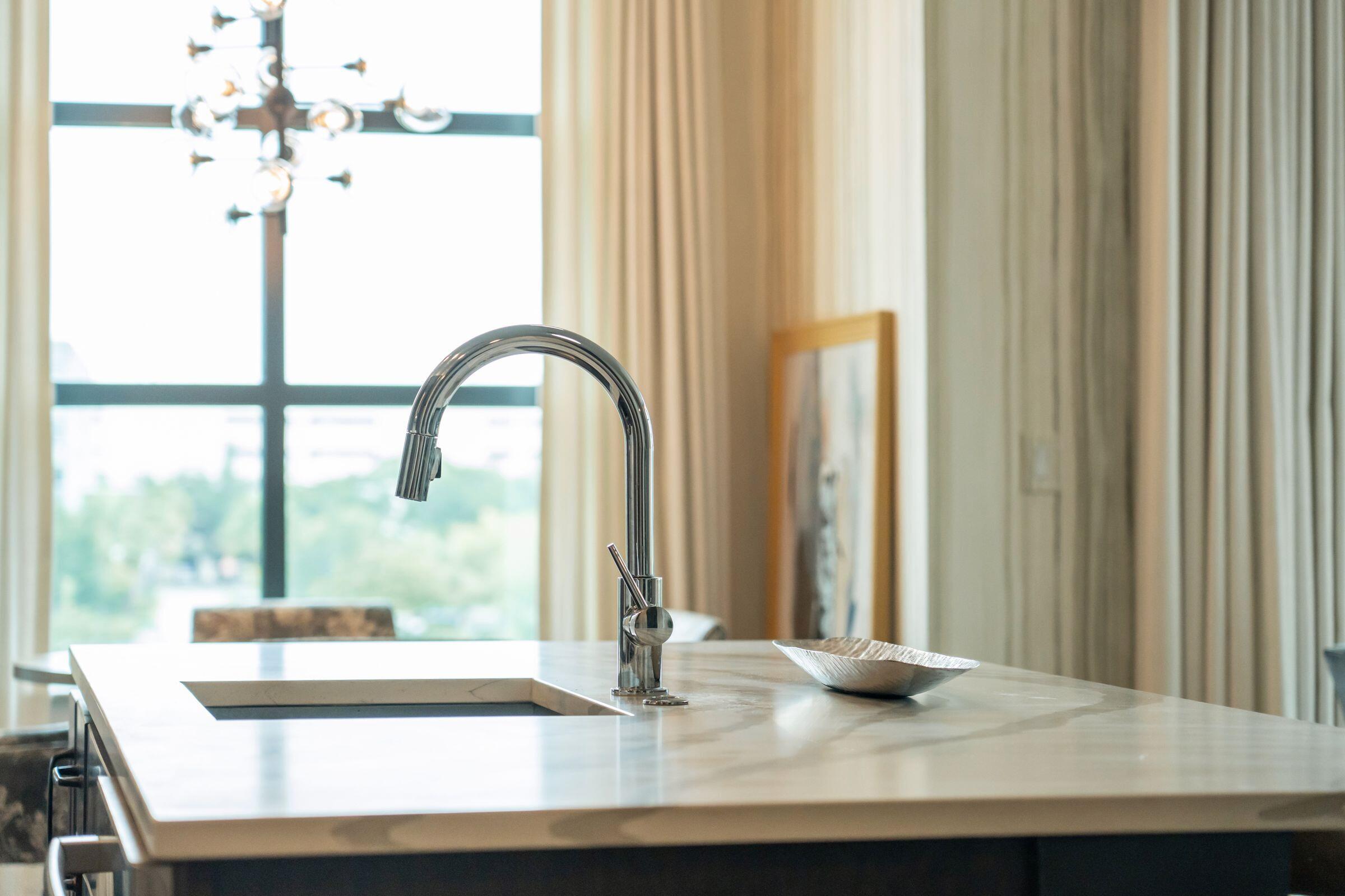 5 Gadsdenboro Street # 315