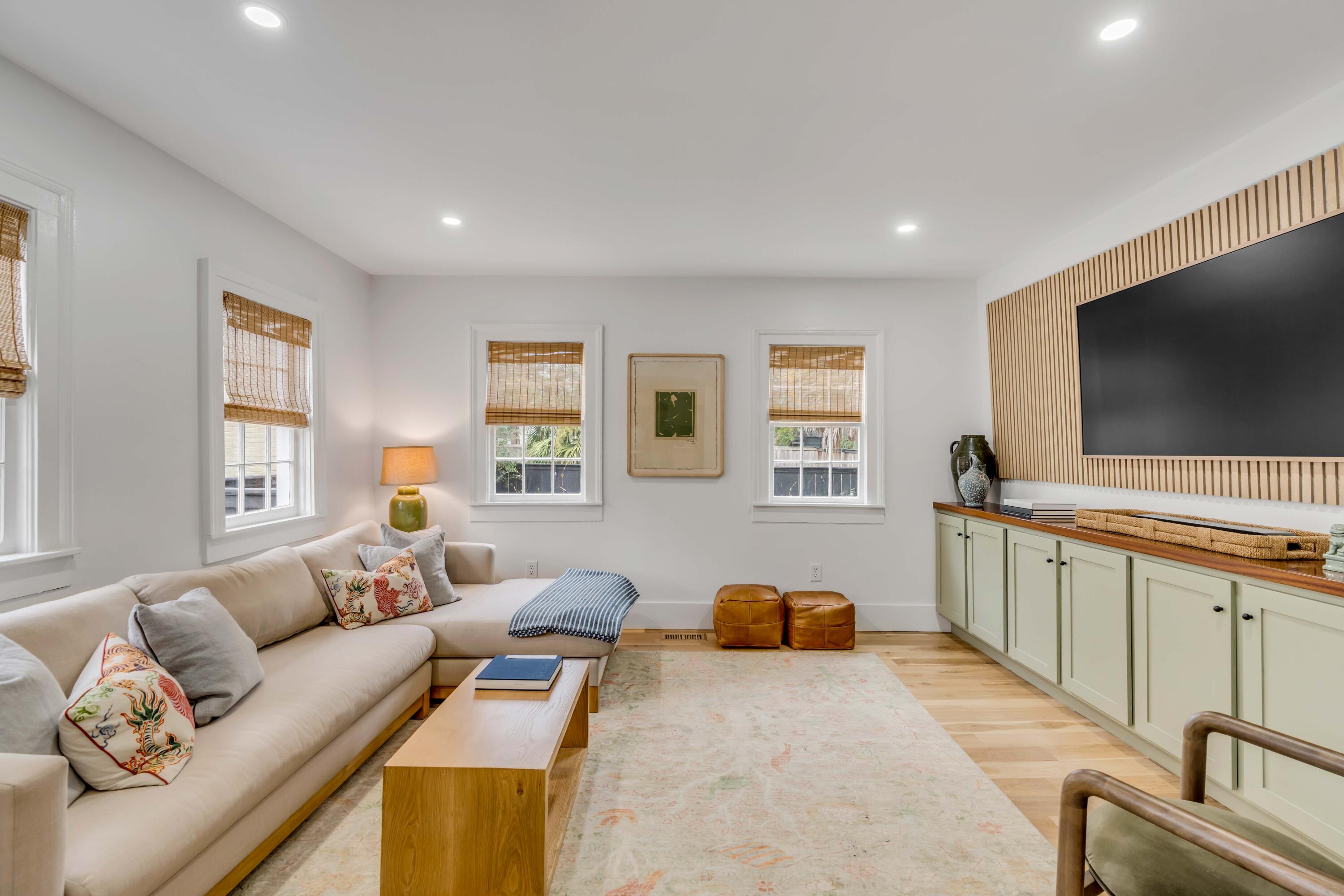 9 Franklin Street Unit: E