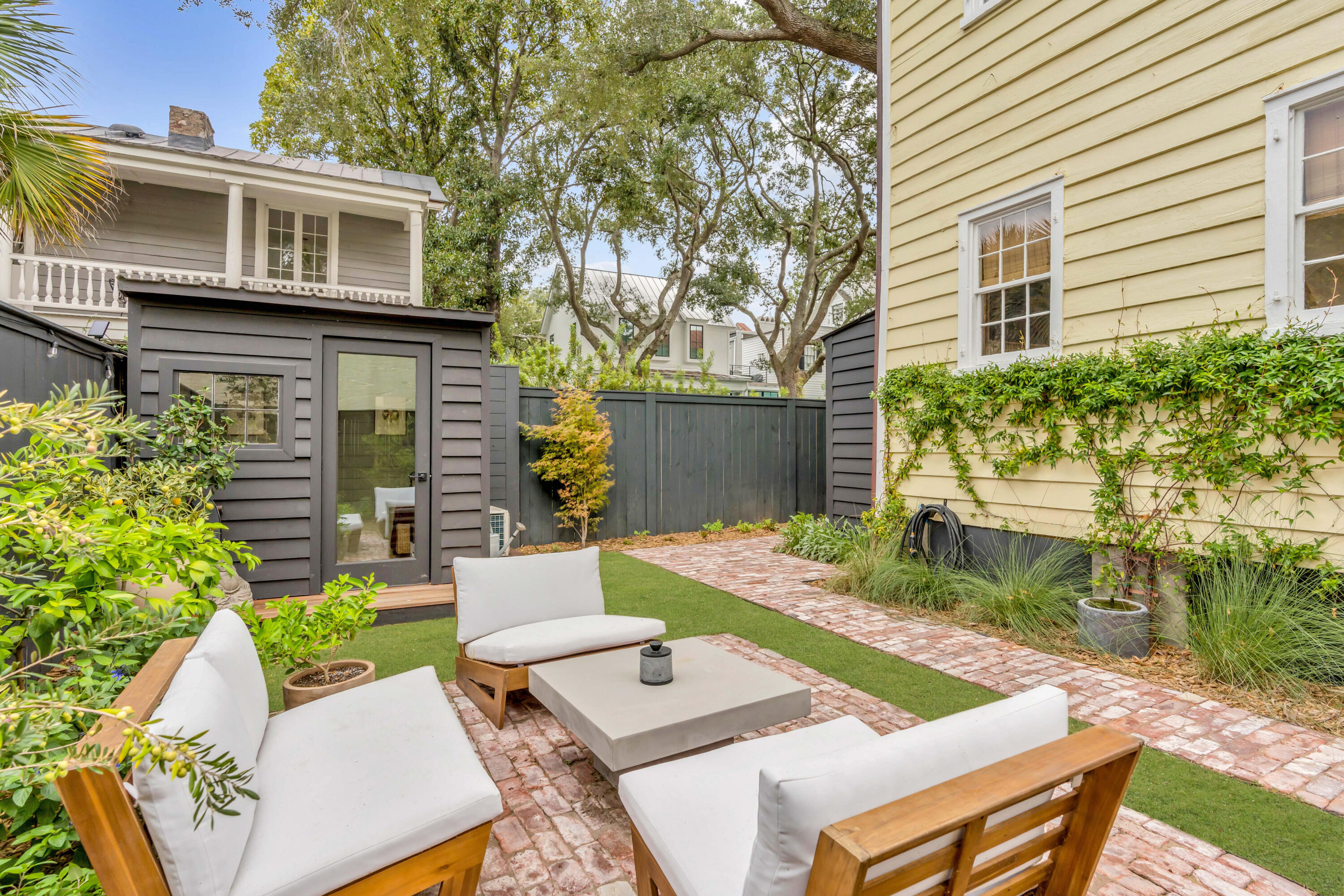 9 Franklin Street Unit: E