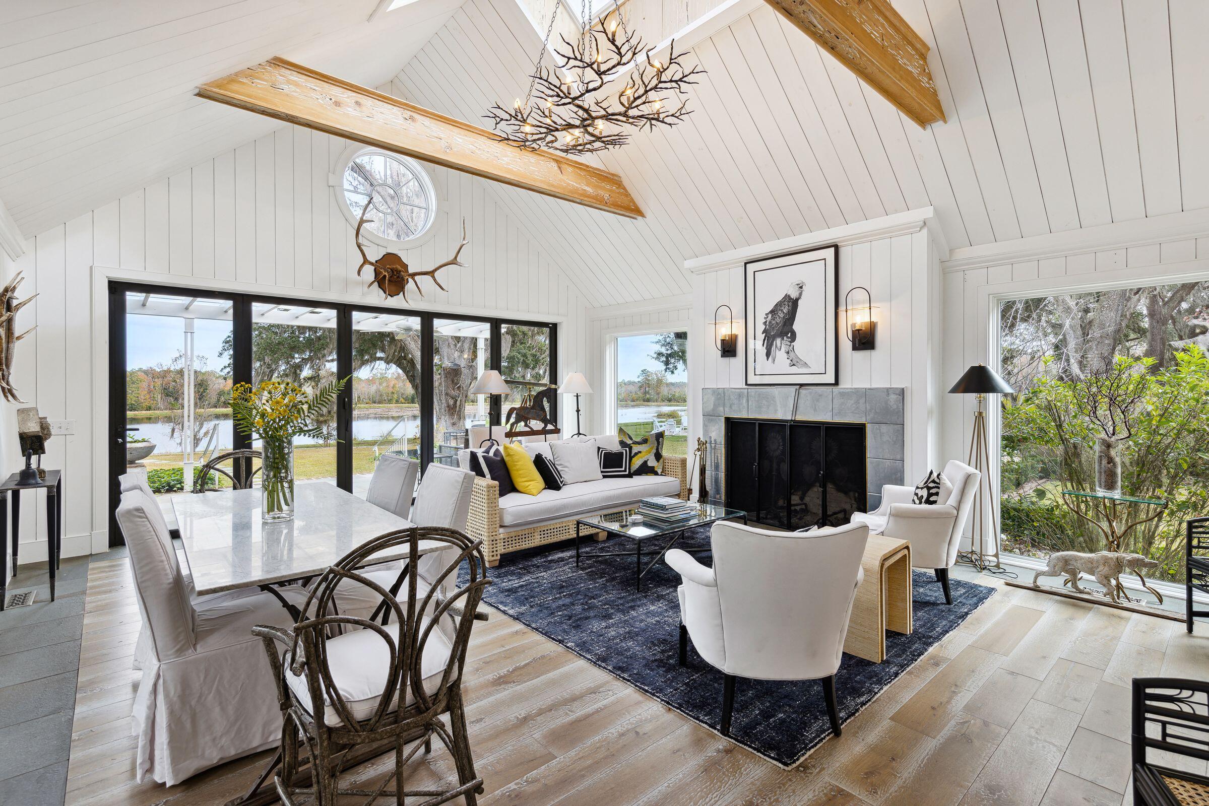 4285 Clover Hill Road