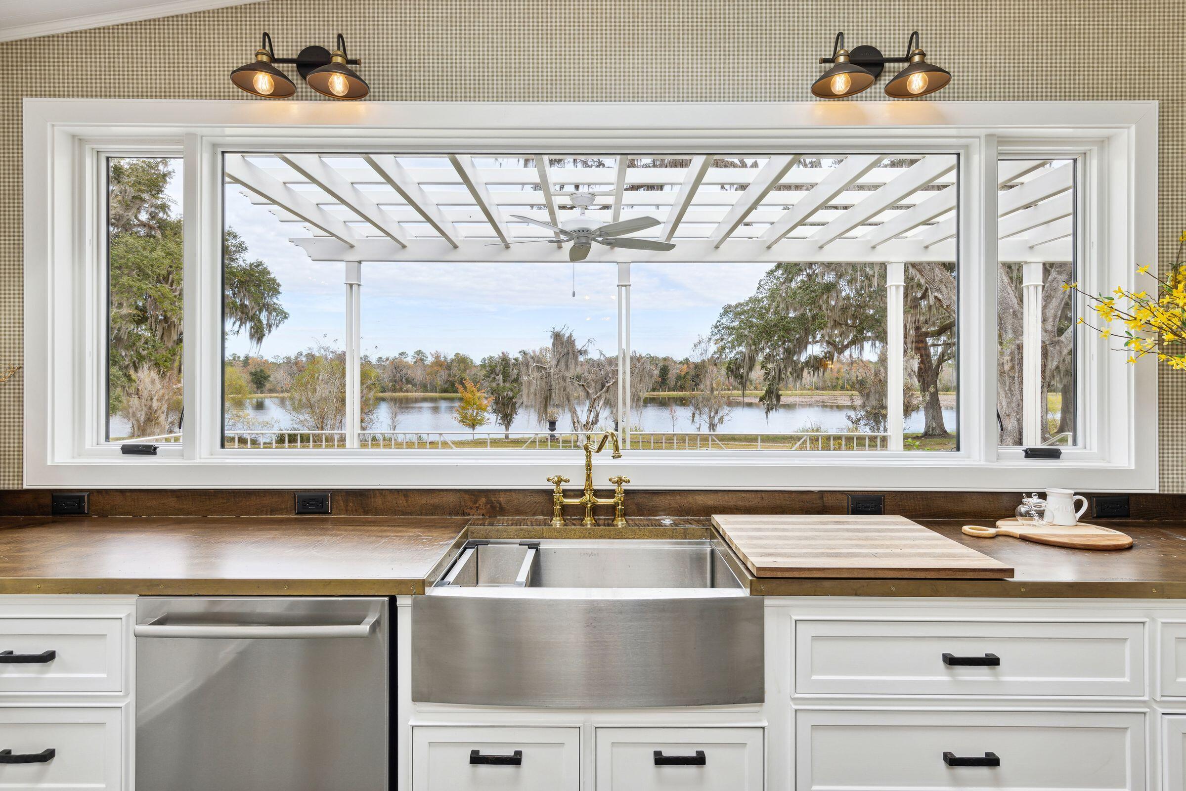 4285 Clover Hill Road