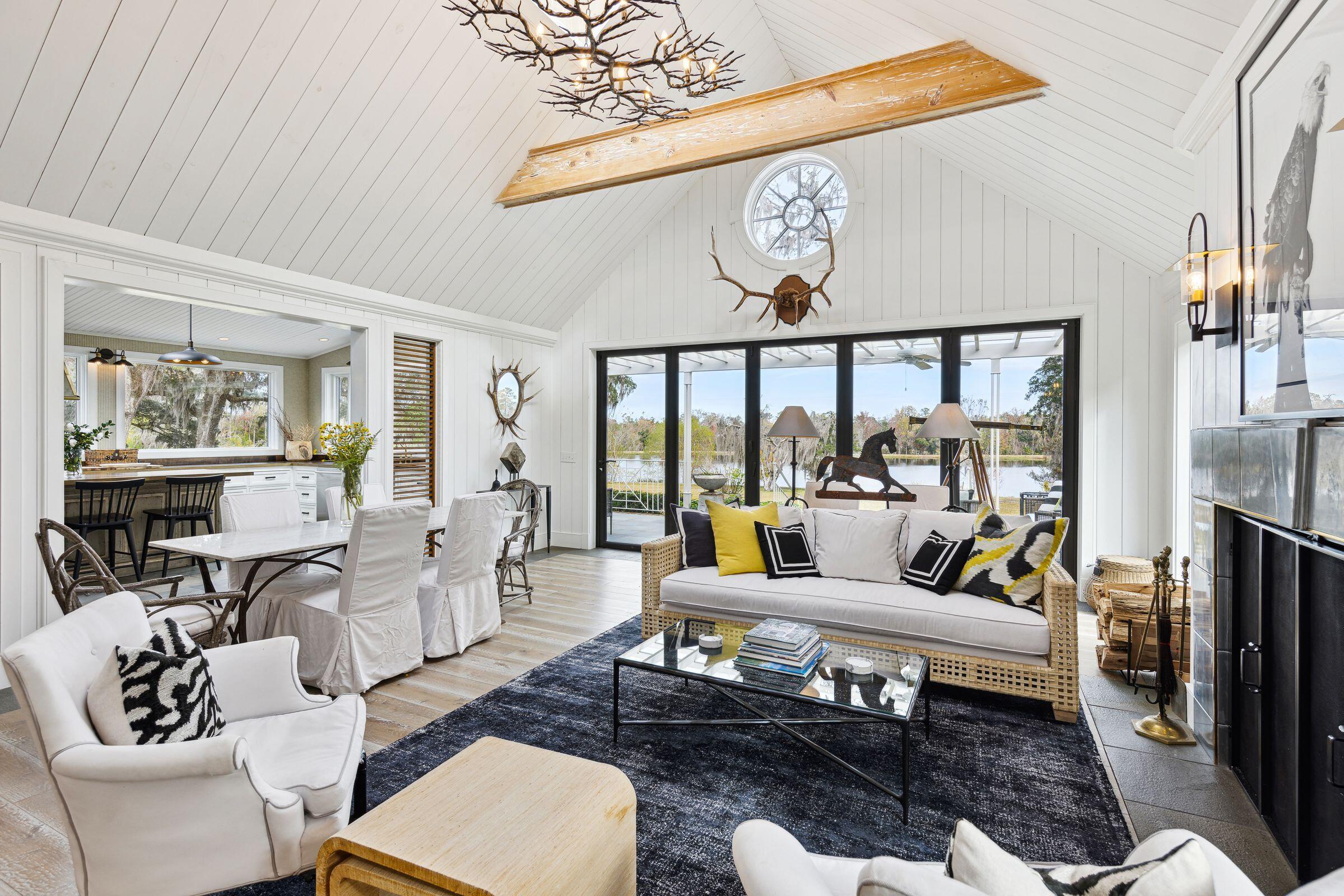 4285 Clover Hill Road