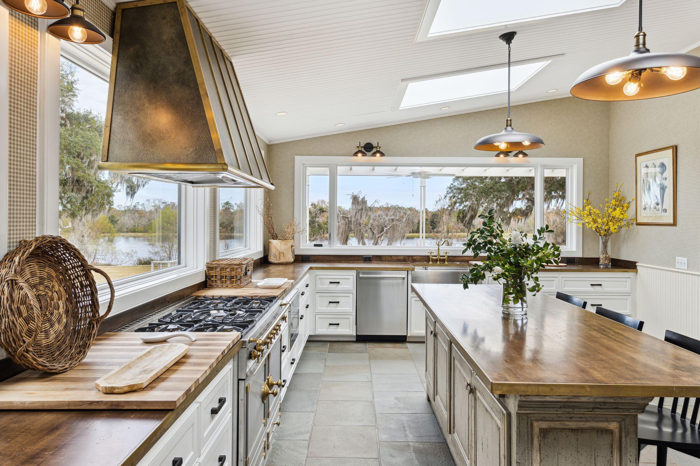 4285 Clover Hill Road