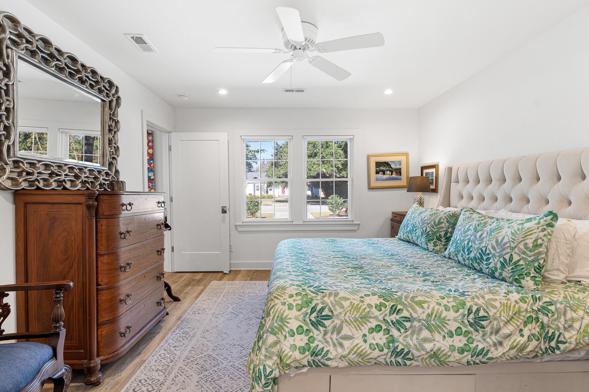 825 Harbor View Road