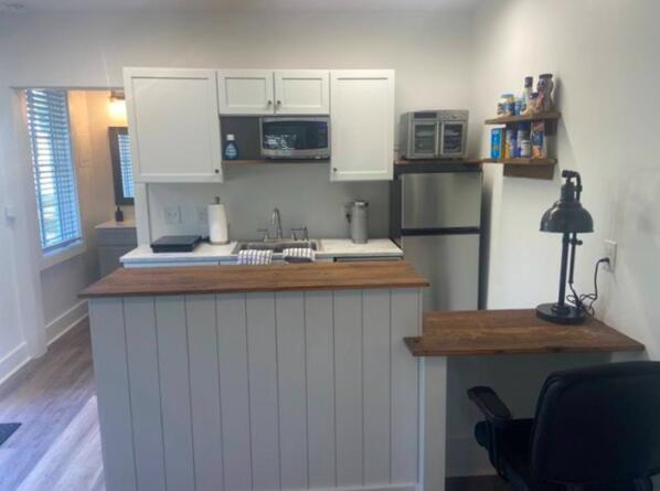 825 Harbor View Road