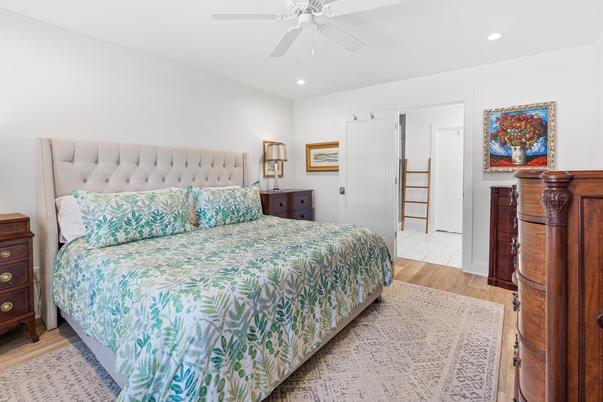 825 Harbor View Road