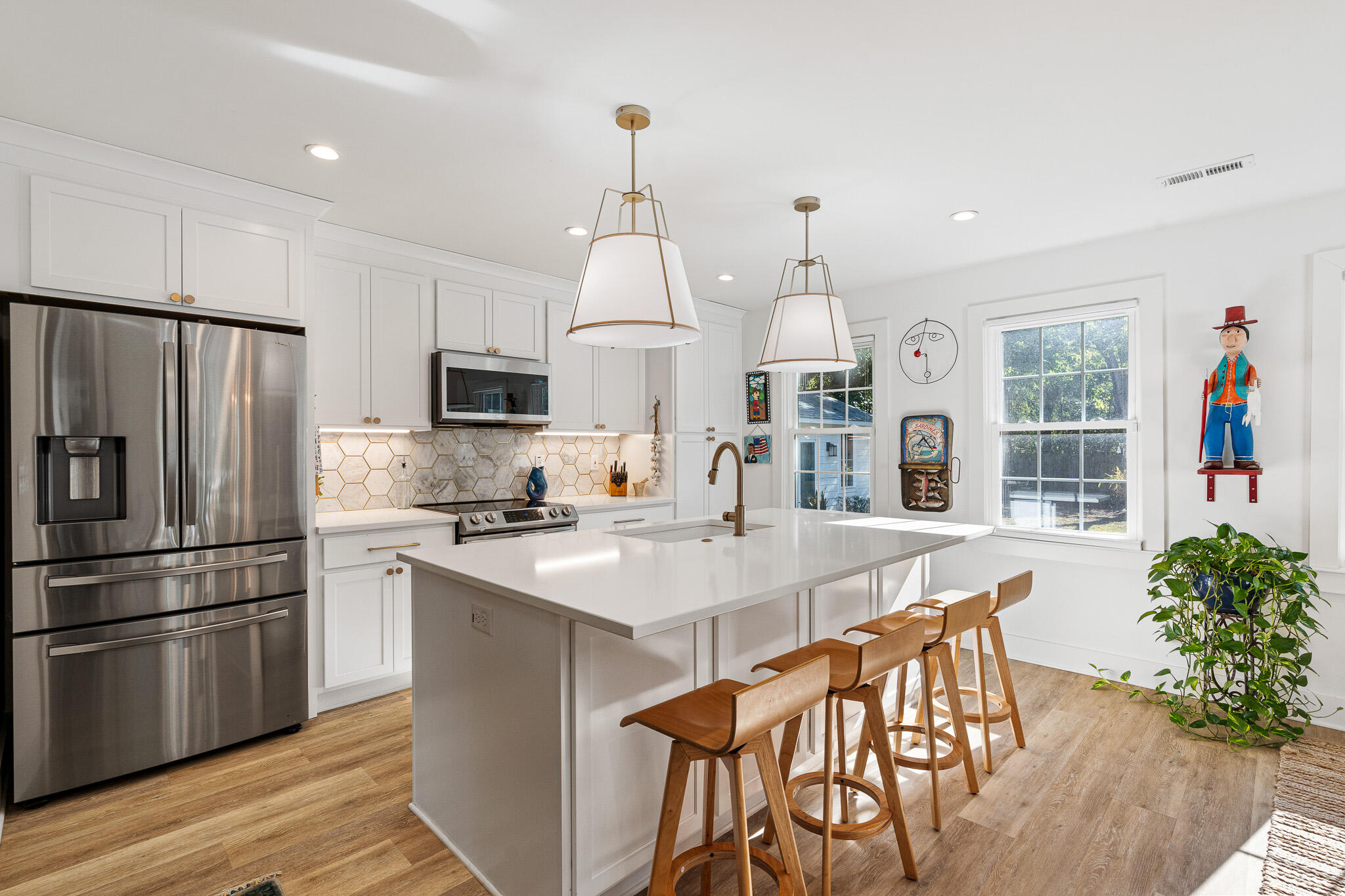 825 Harbor View Road