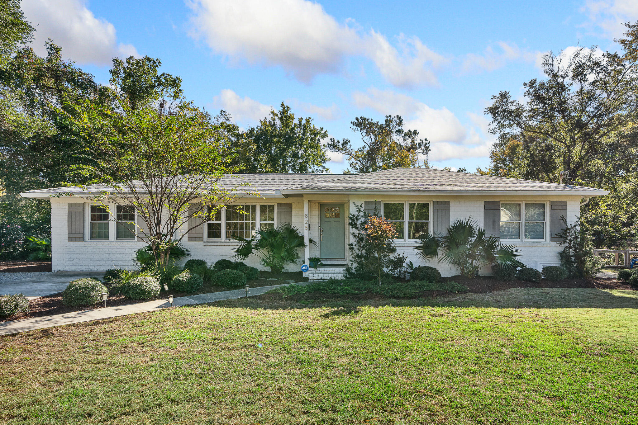 825 Harbor View Road