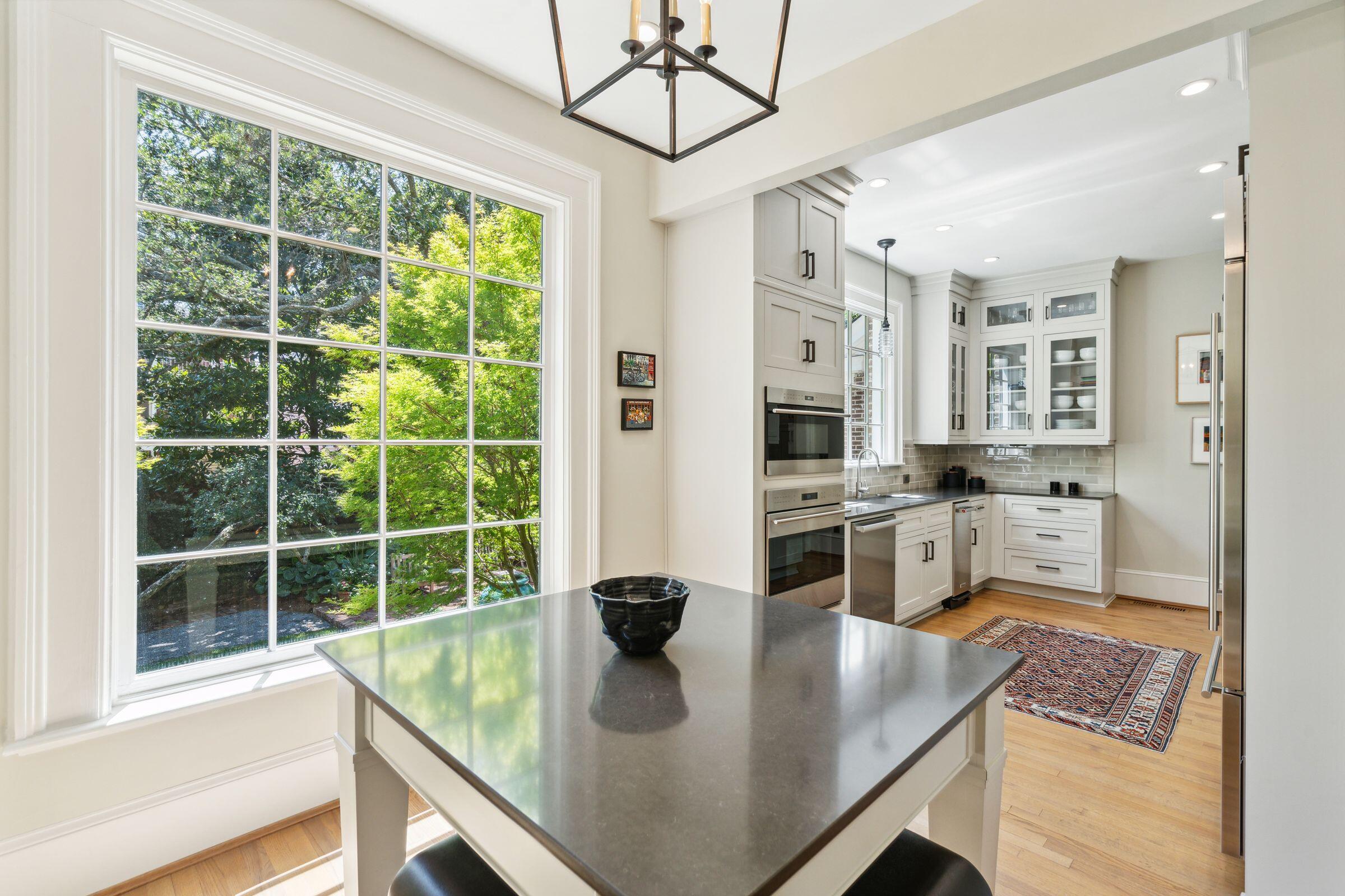 149 S Battery Street