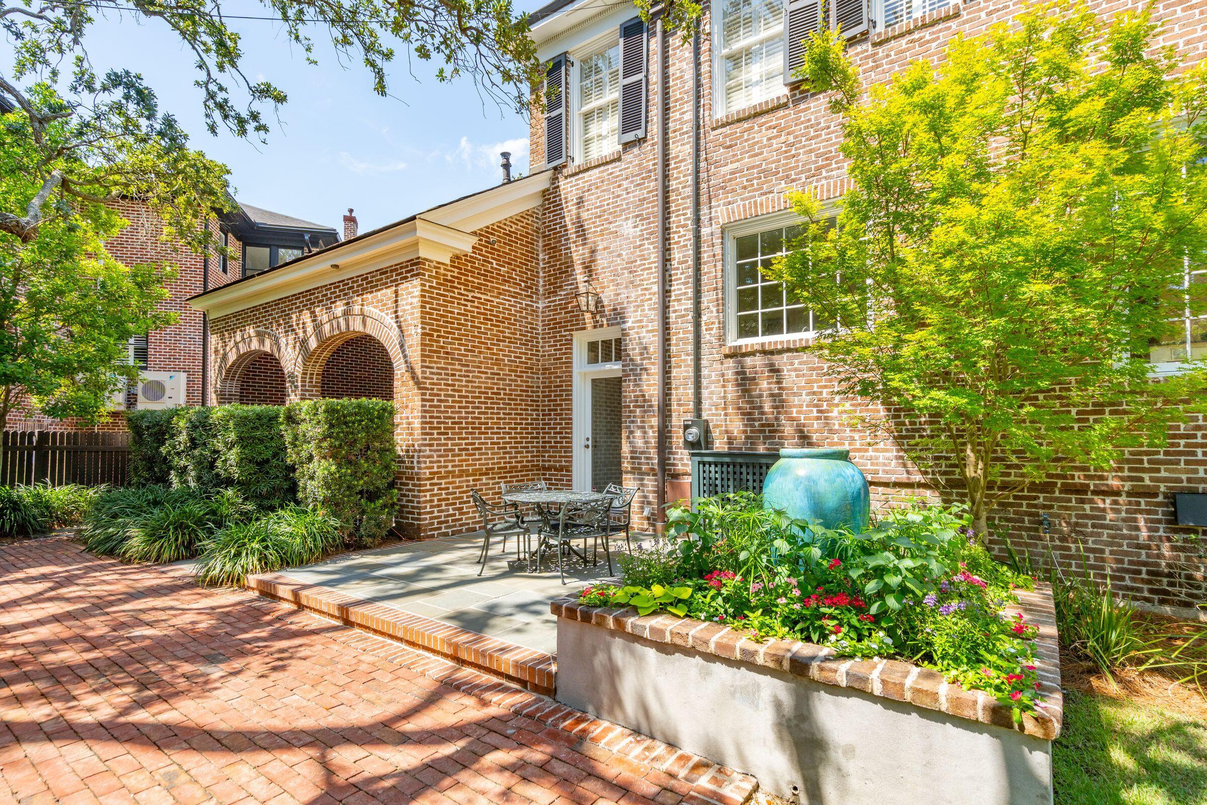 149 S Battery Street