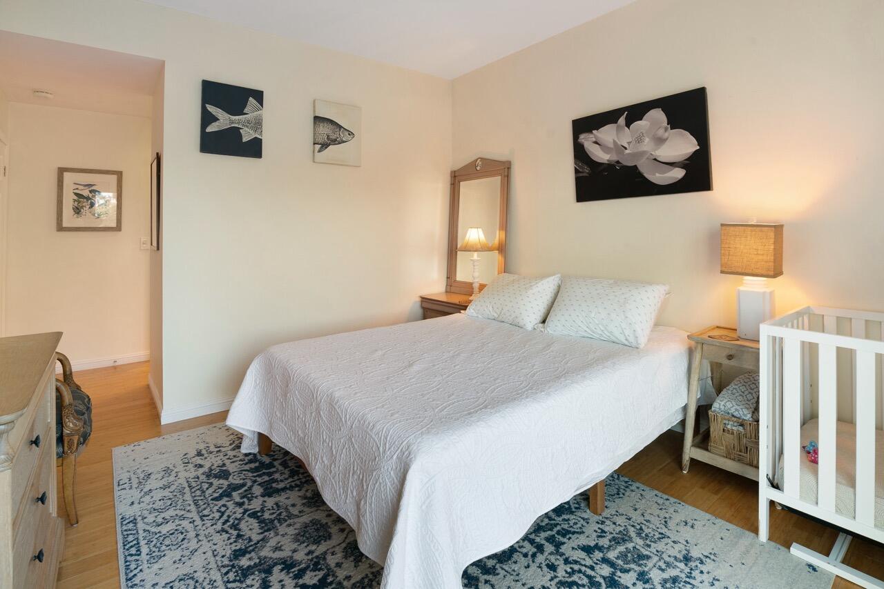 208 Little Oak Drive