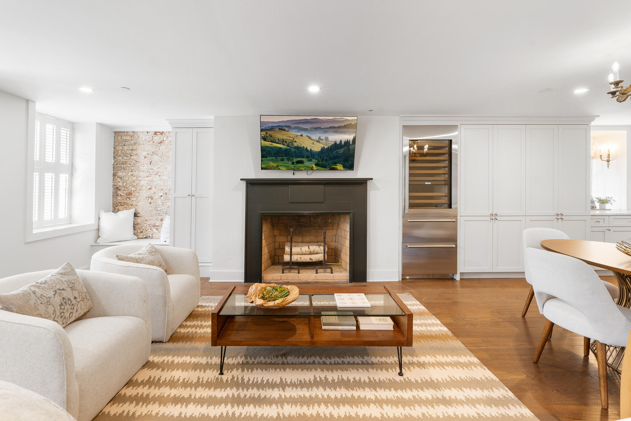 286 Meeting Street # J