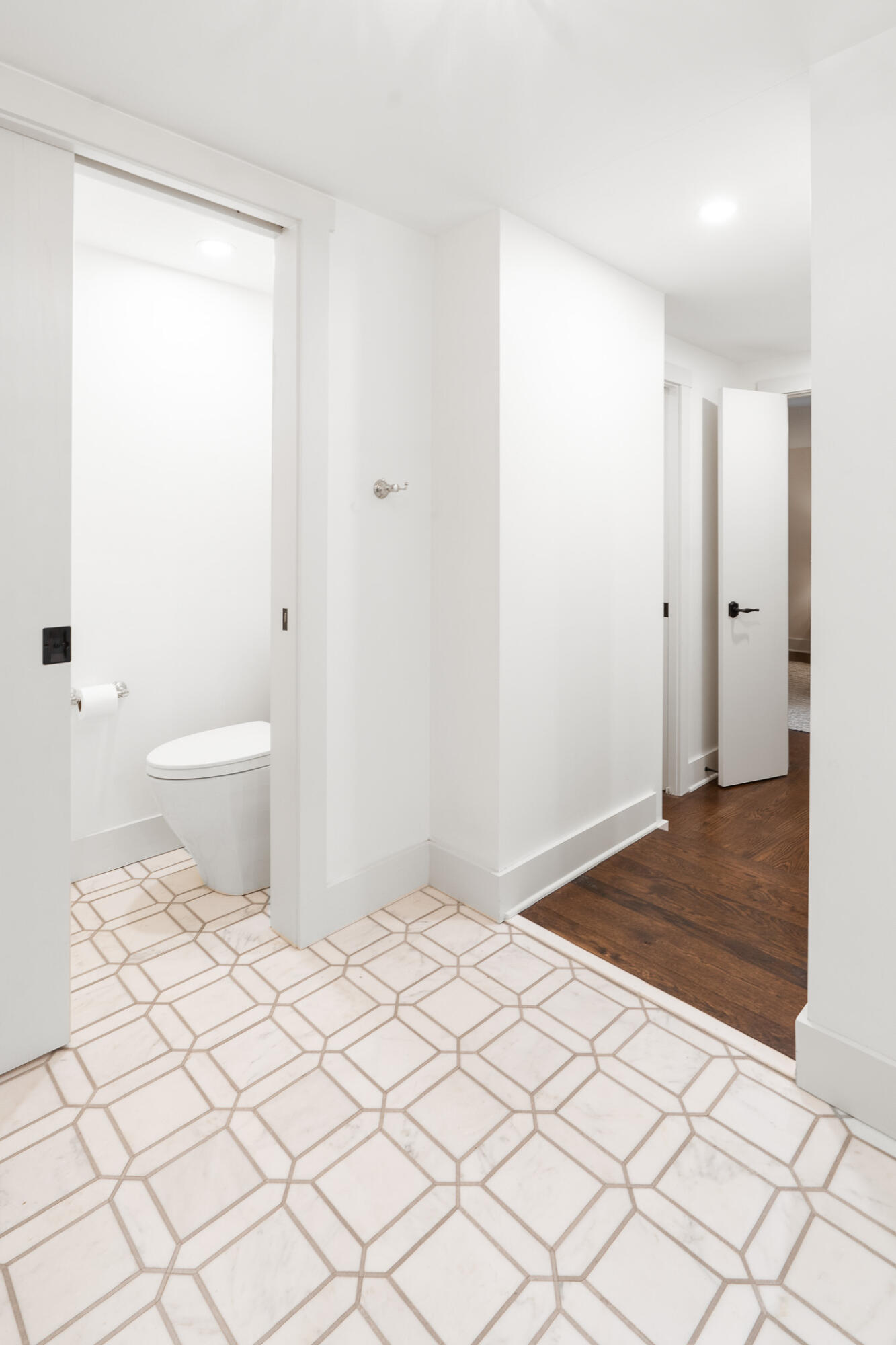 286 Meeting Street # J