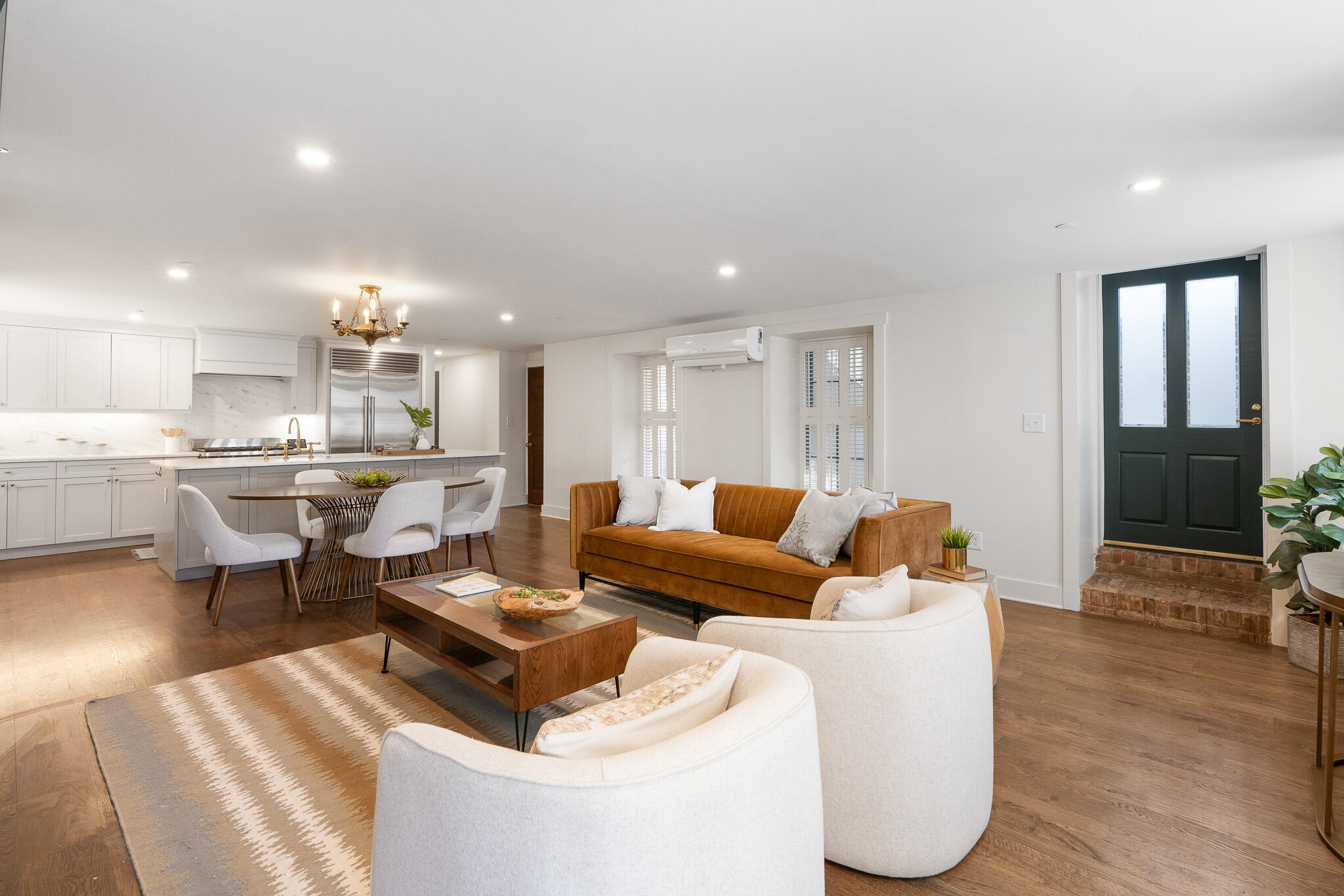 286 Meeting Street # J