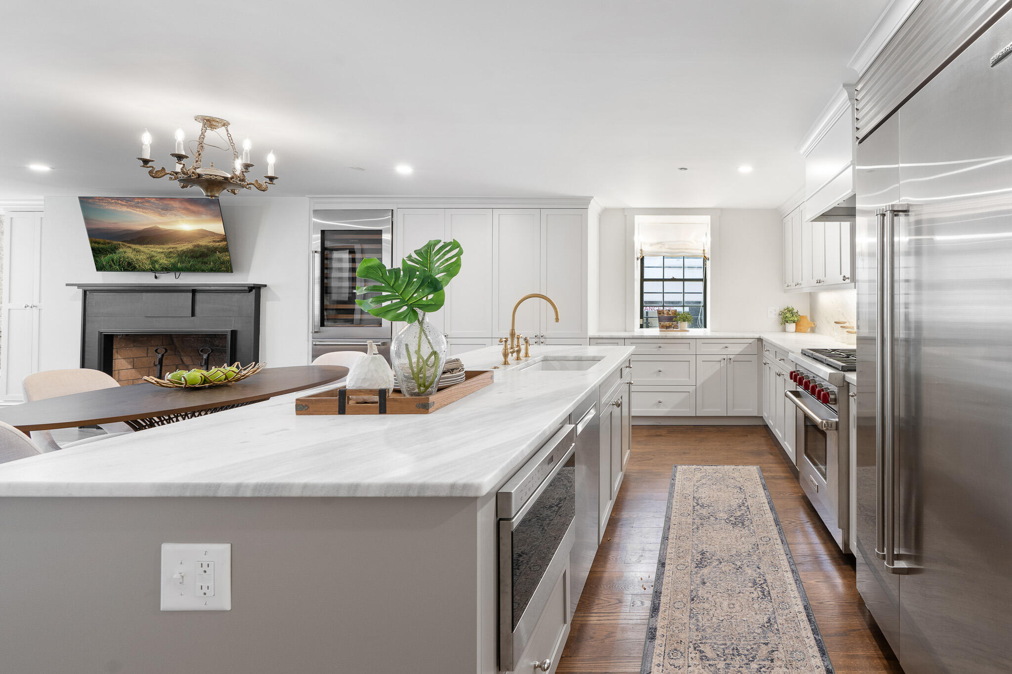 286 Meeting Street # J