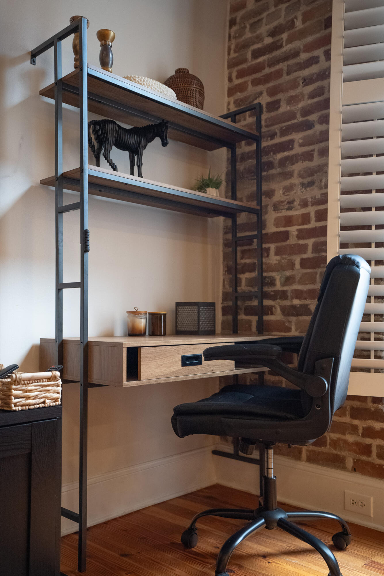 377 King Street # 203