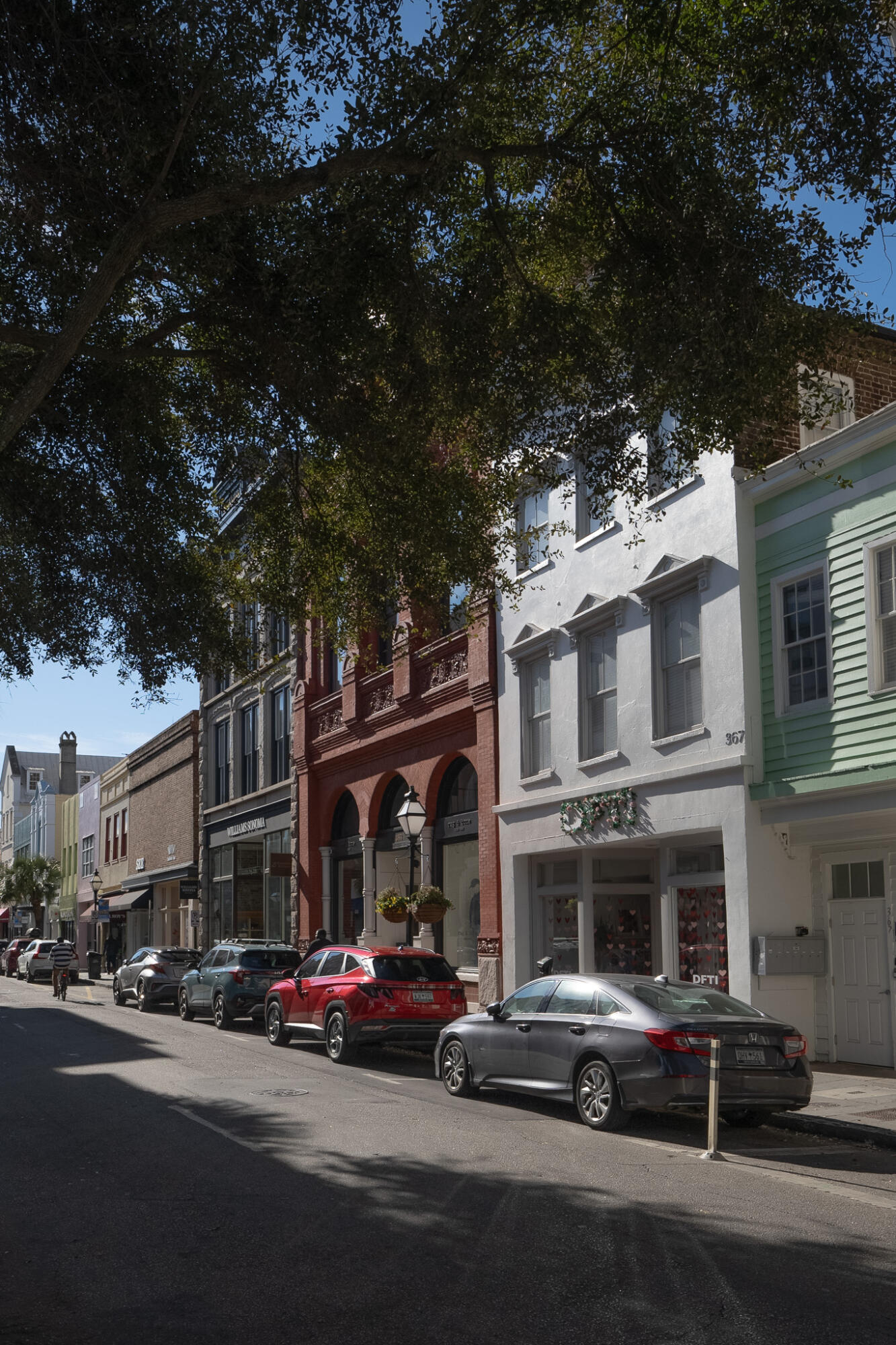 377 King Street # 203