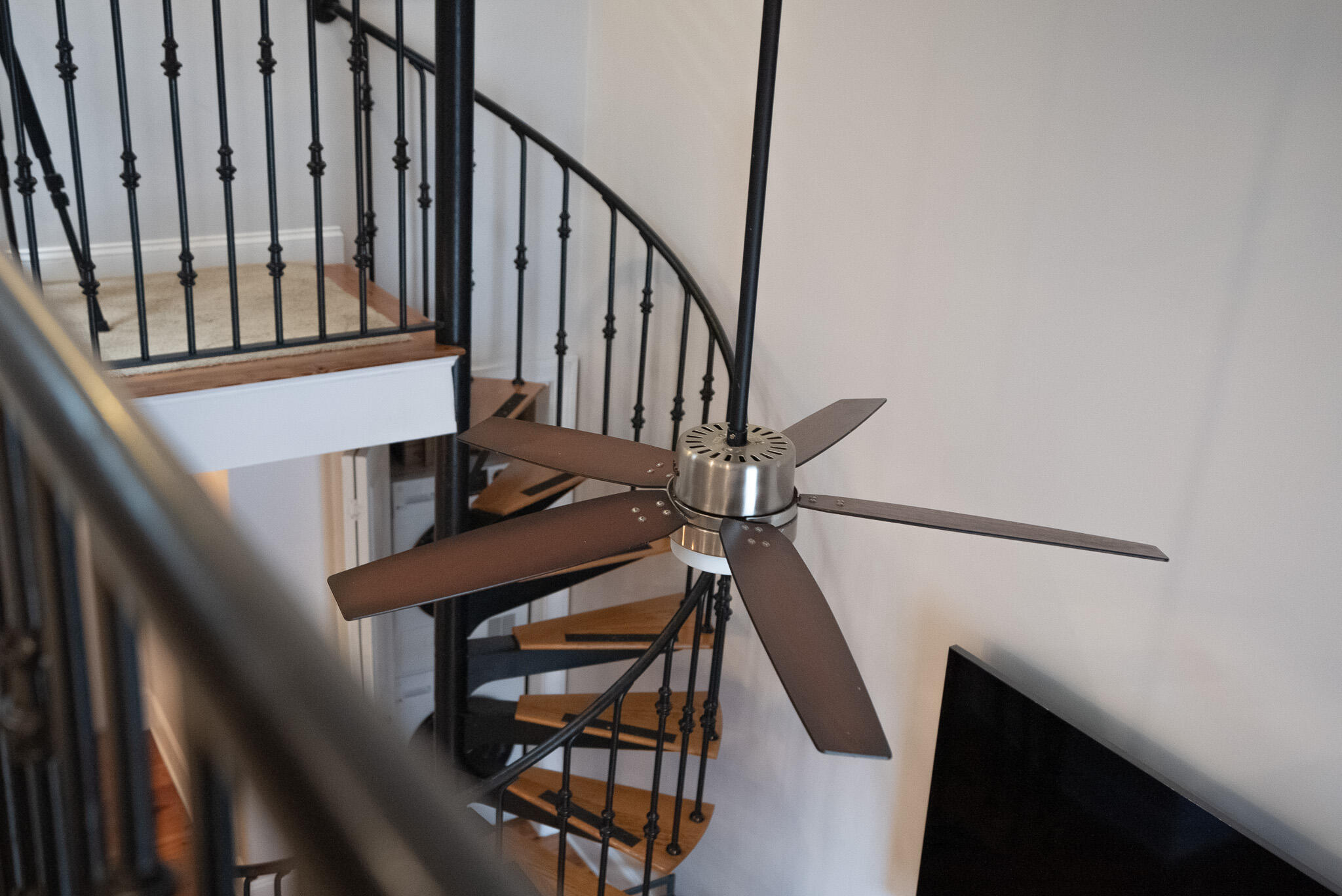 377 King Street # 203