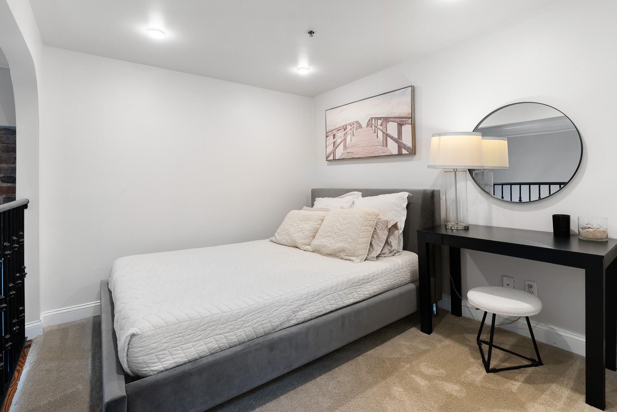 377 King Street # 203