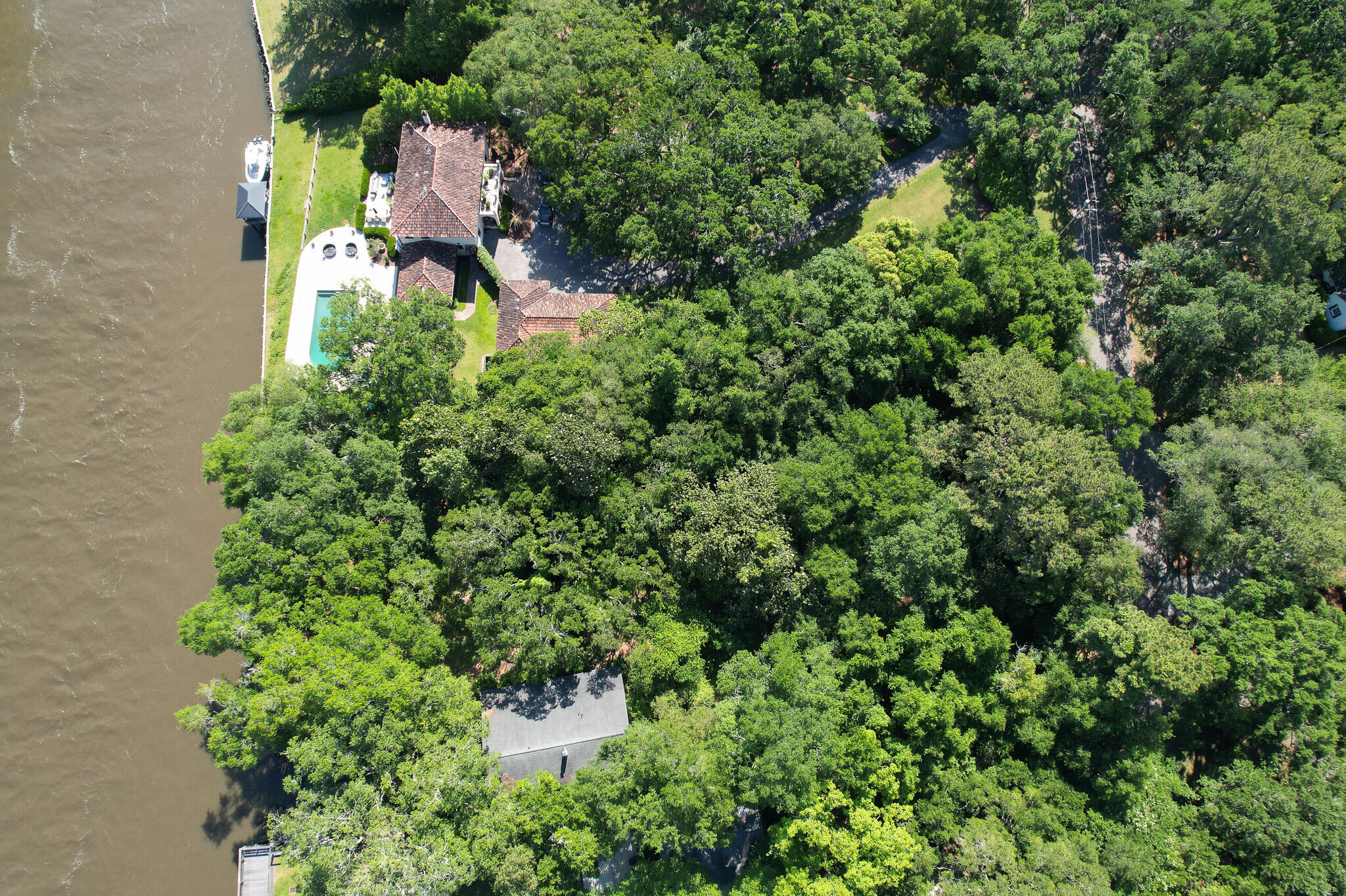 2180 Wappoo Hall Road