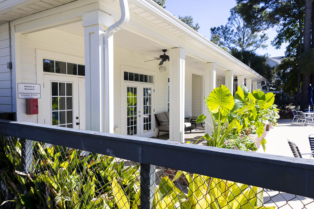 1025 Riverland Woods Place # 423