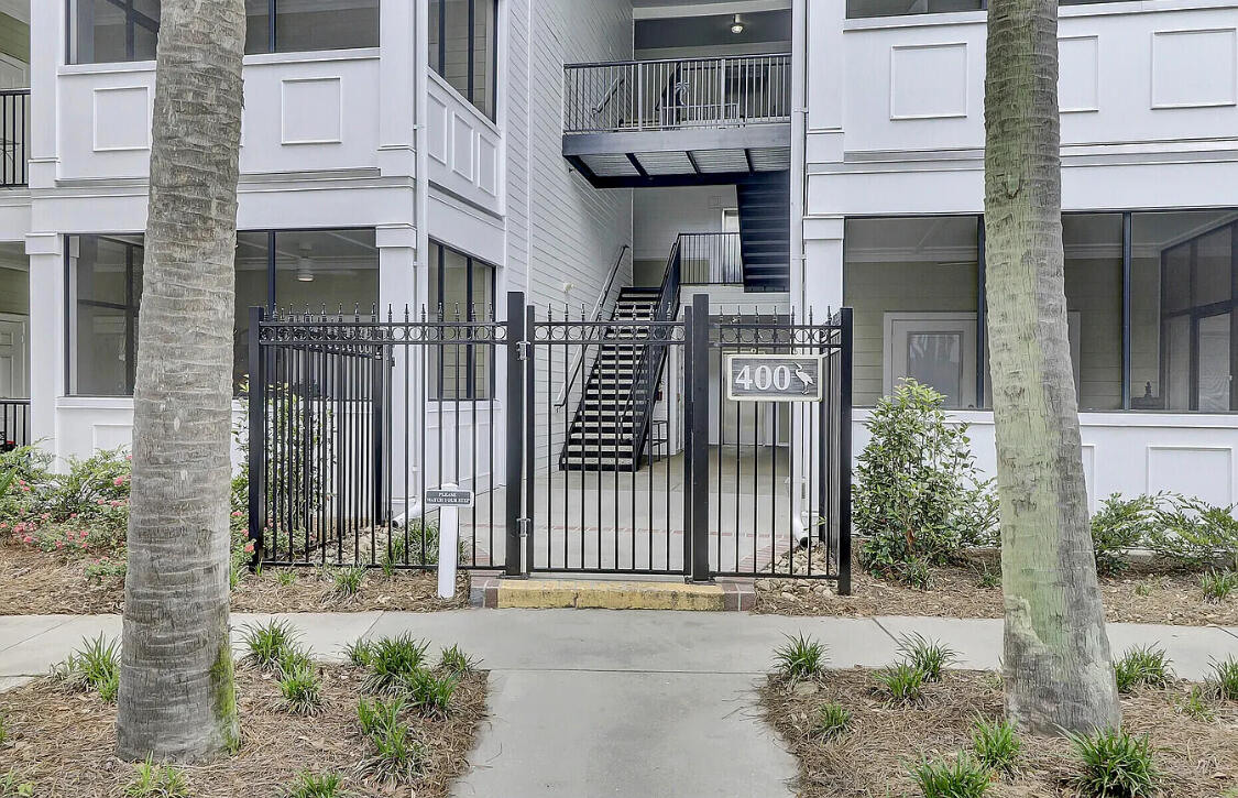 1025 Riverland Woods Place # 423