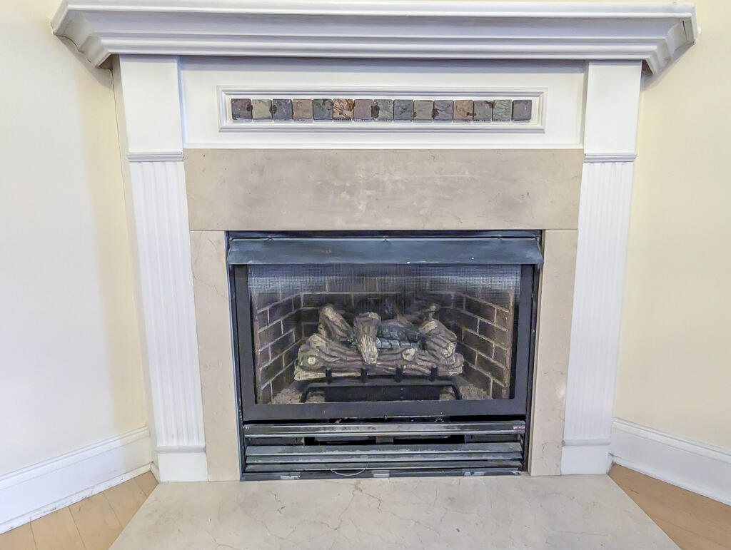 1025 Riverland Woods Place # 423