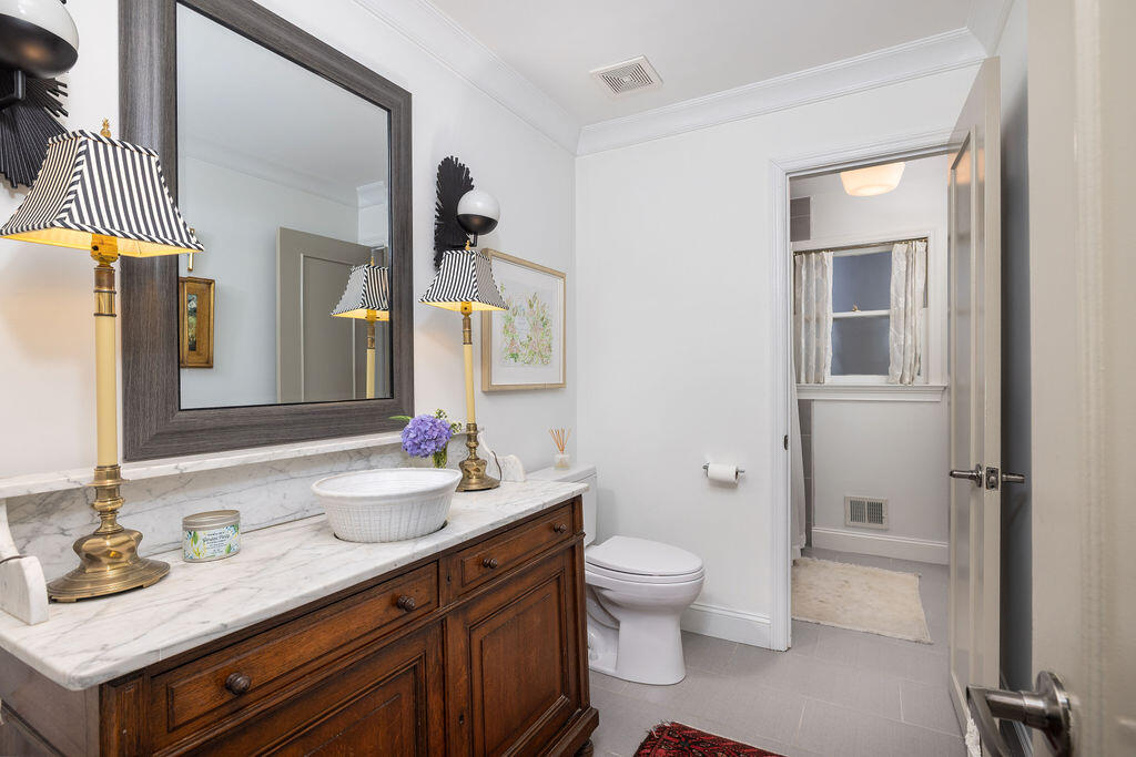 37 Fort Royal Avenue