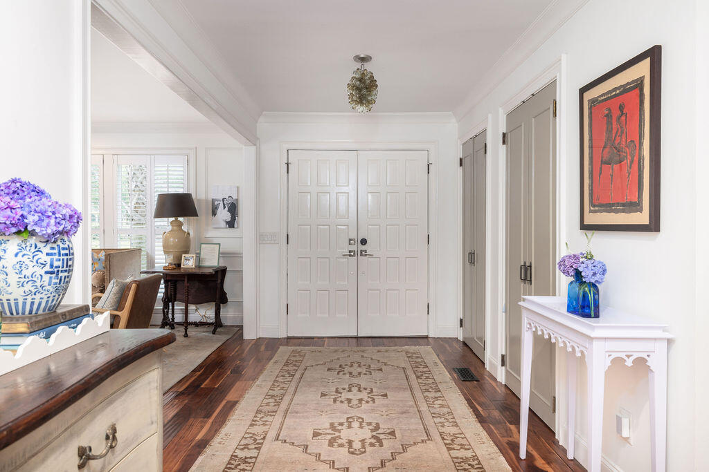 37 Fort Royal Avenue