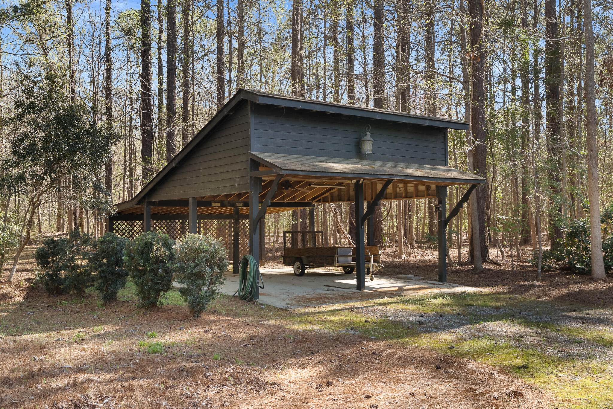 6042 Pawlett Blake Lane