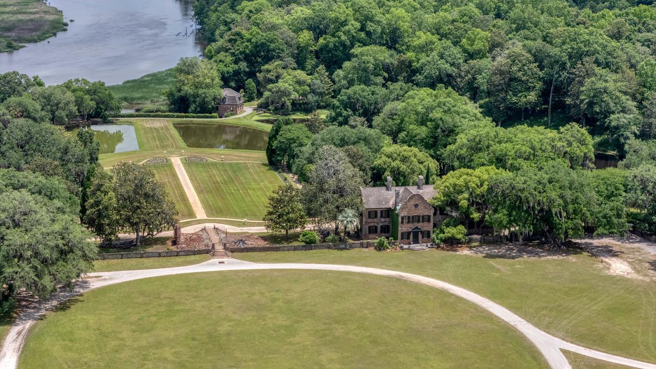 32 Middleton Oaks Road