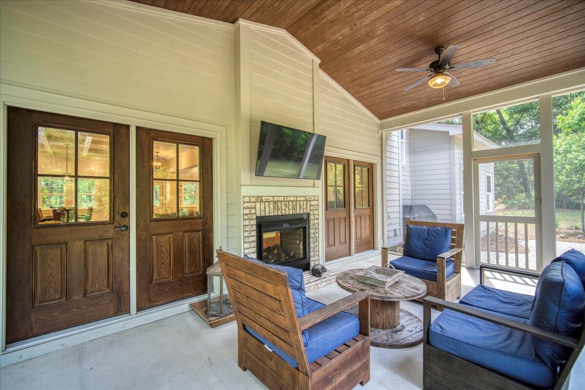 32 Middleton Oaks Road