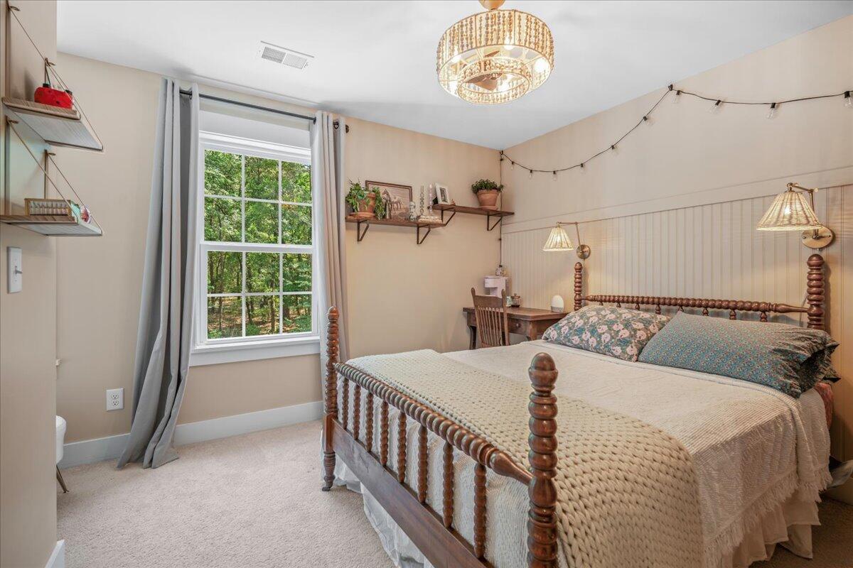 32 Middleton Oaks Road