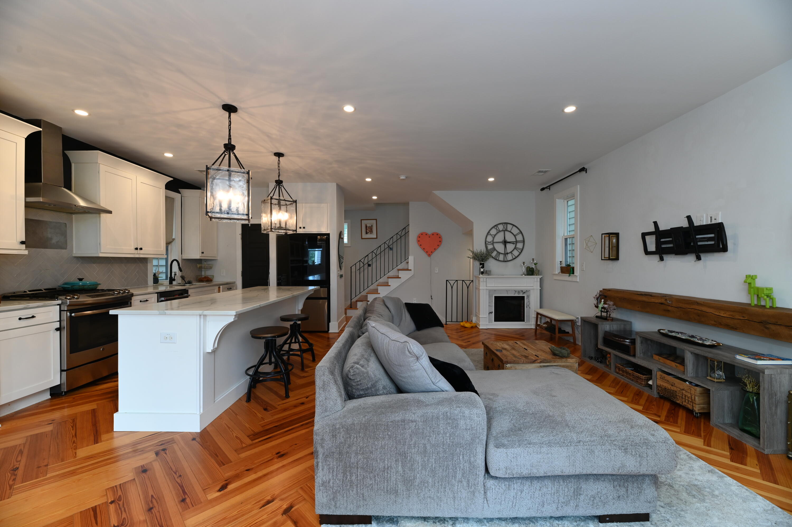 375 Huger Street Unit F