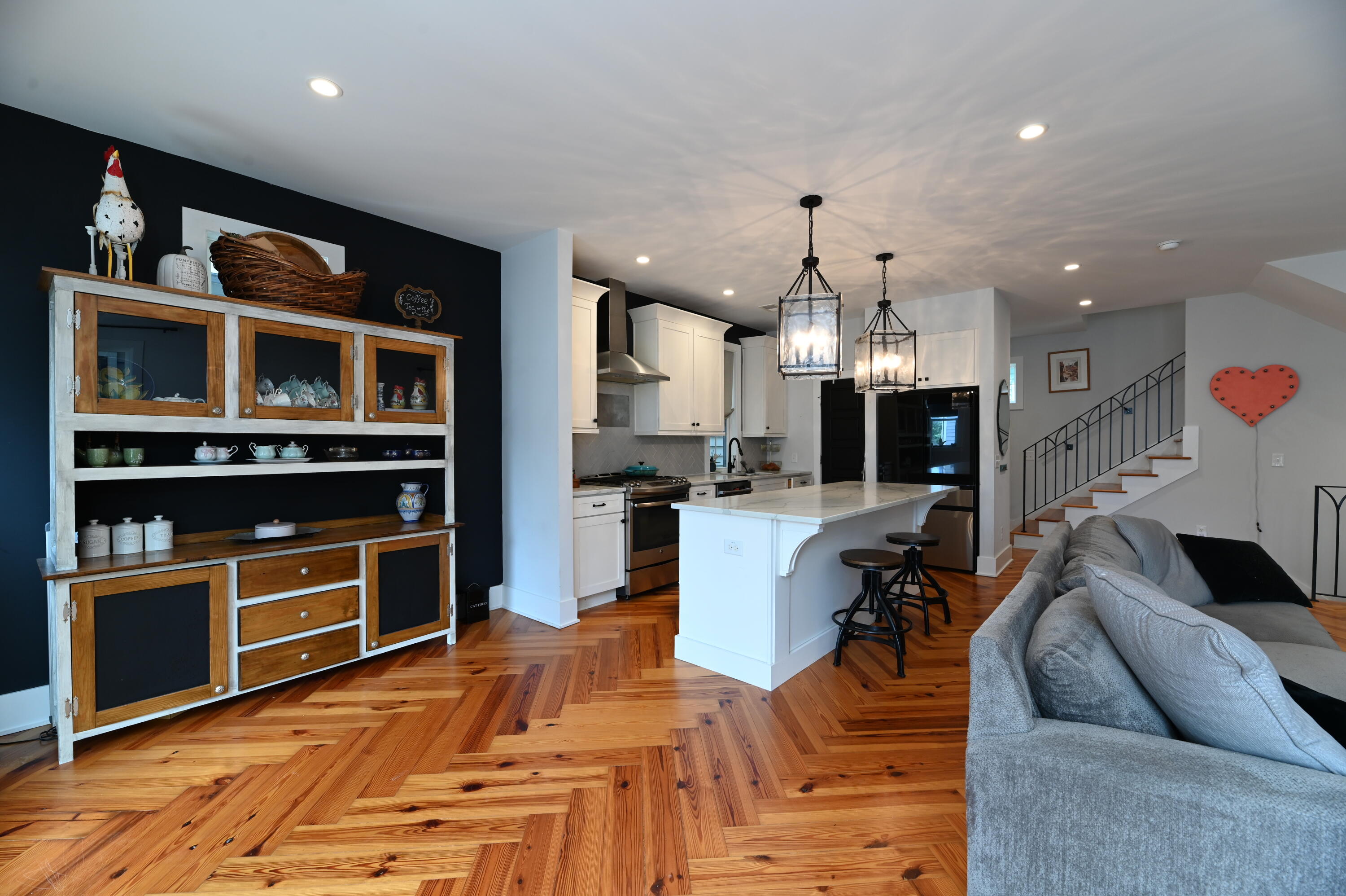 375 Huger Street Unit F