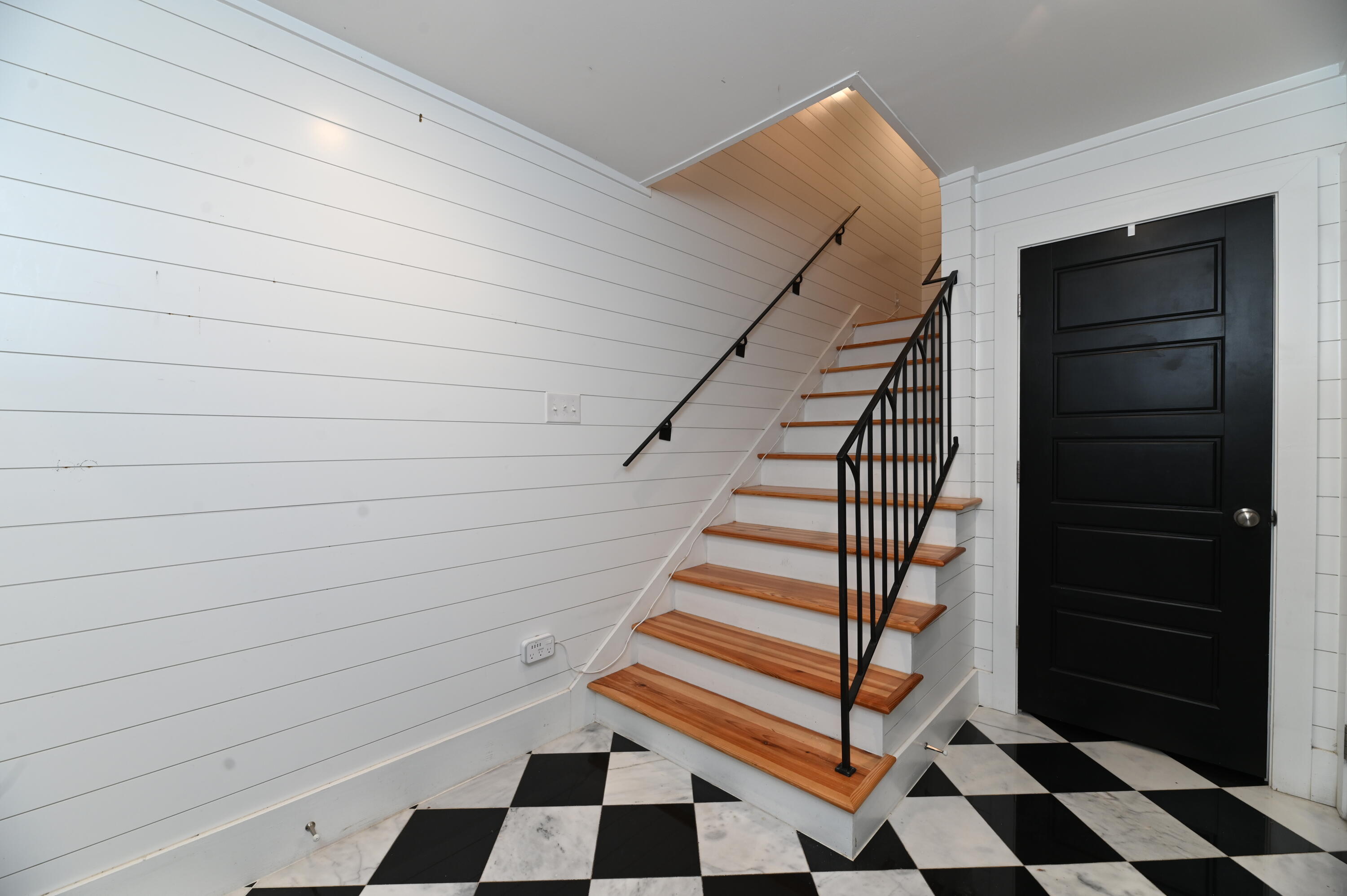 375 Huger Street Unit F